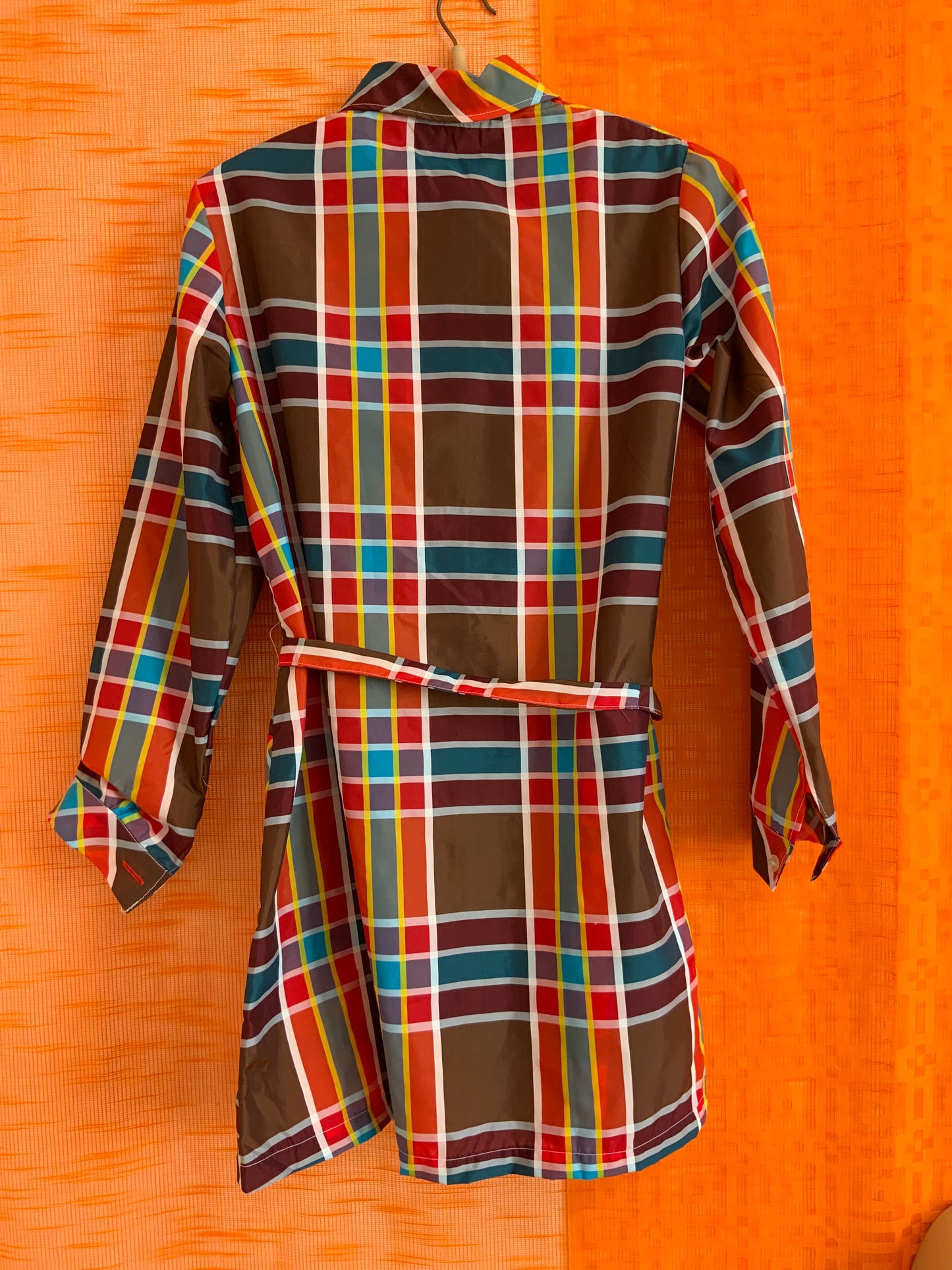 Superbe blouse nylon avec ceinture À carreau Neuve Vintage 1970