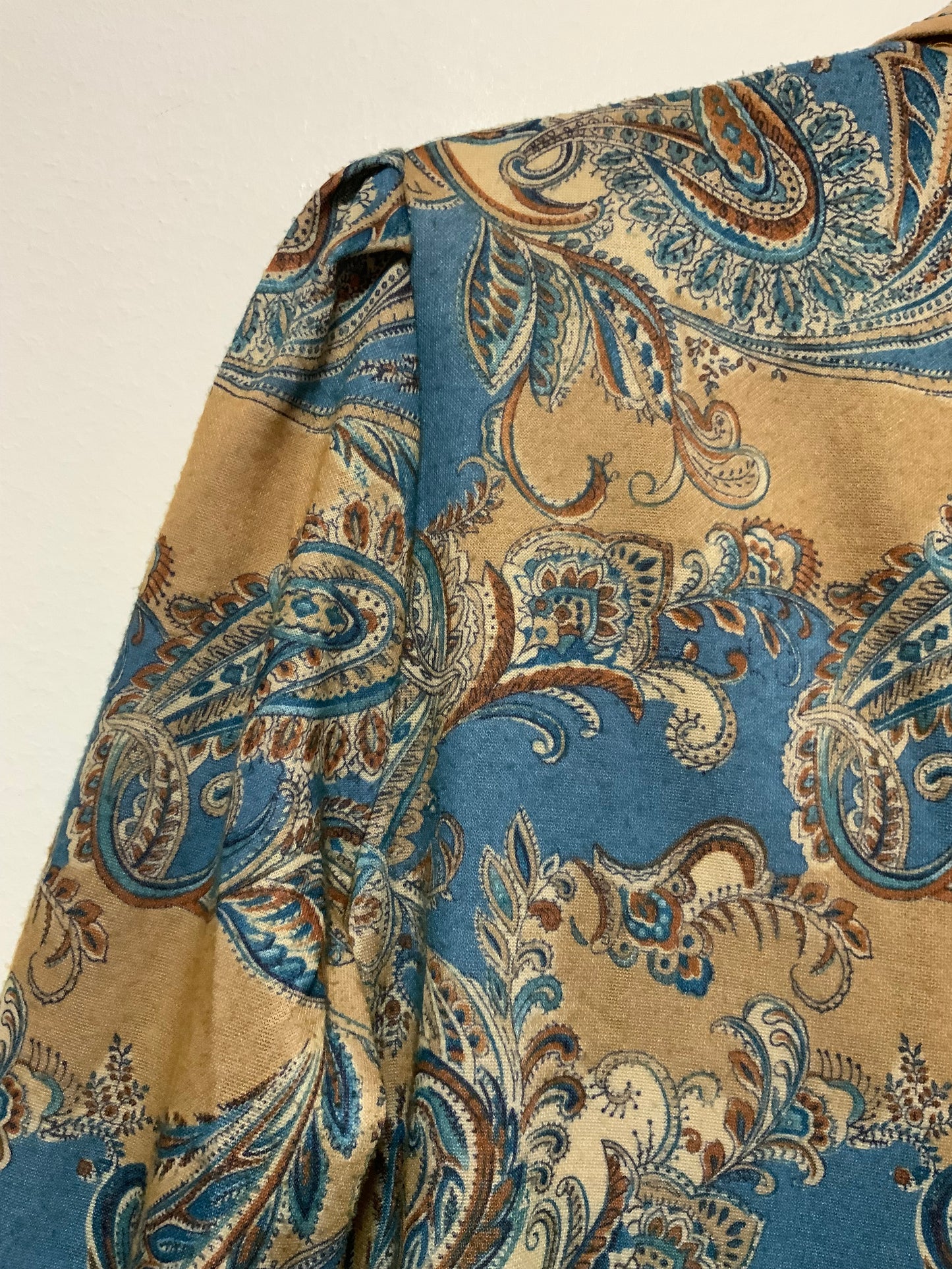 Robe Vintage Epaulettes Motifs cachemire paisley Élégance