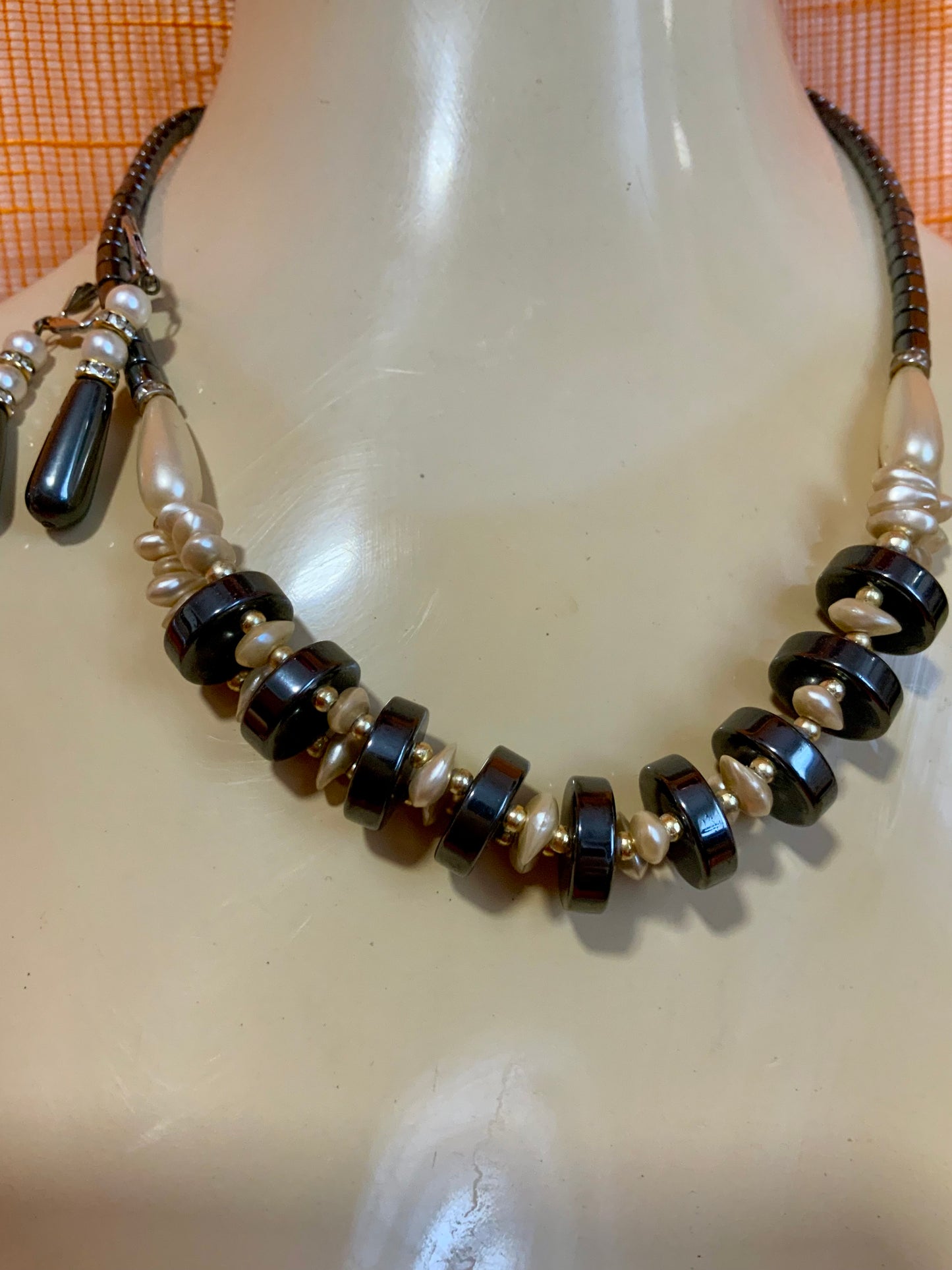 Ensemble de Bijoux Vintage fin 90’ Perles et Pierres d’Hematites