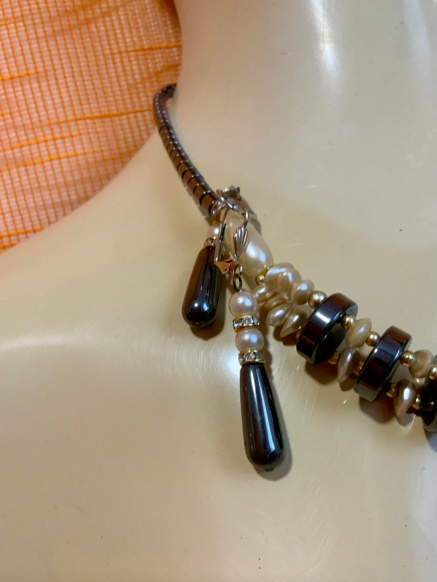 Ensemble de Bijoux Vintage fin 90’ Perles et Pierres d’Hematites