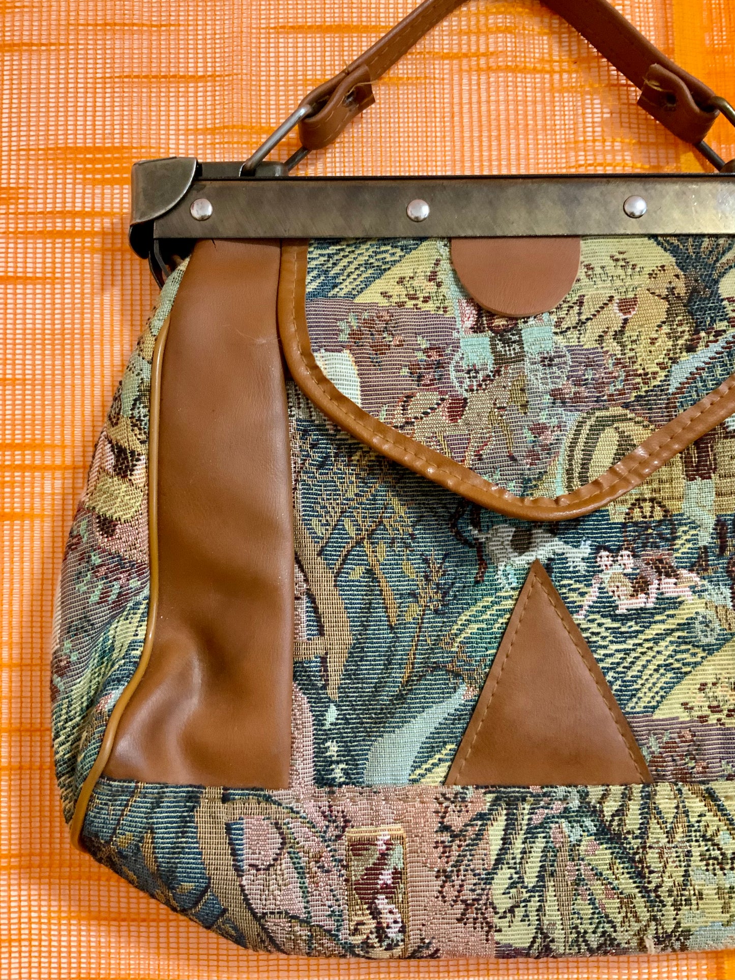 Sac à main motif tapisserie Ancien 1980