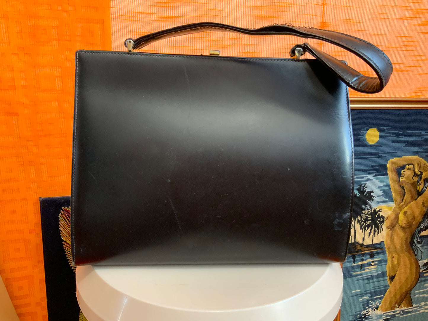 Superbe sac à main Cuit noir métal doré Vintage 1960