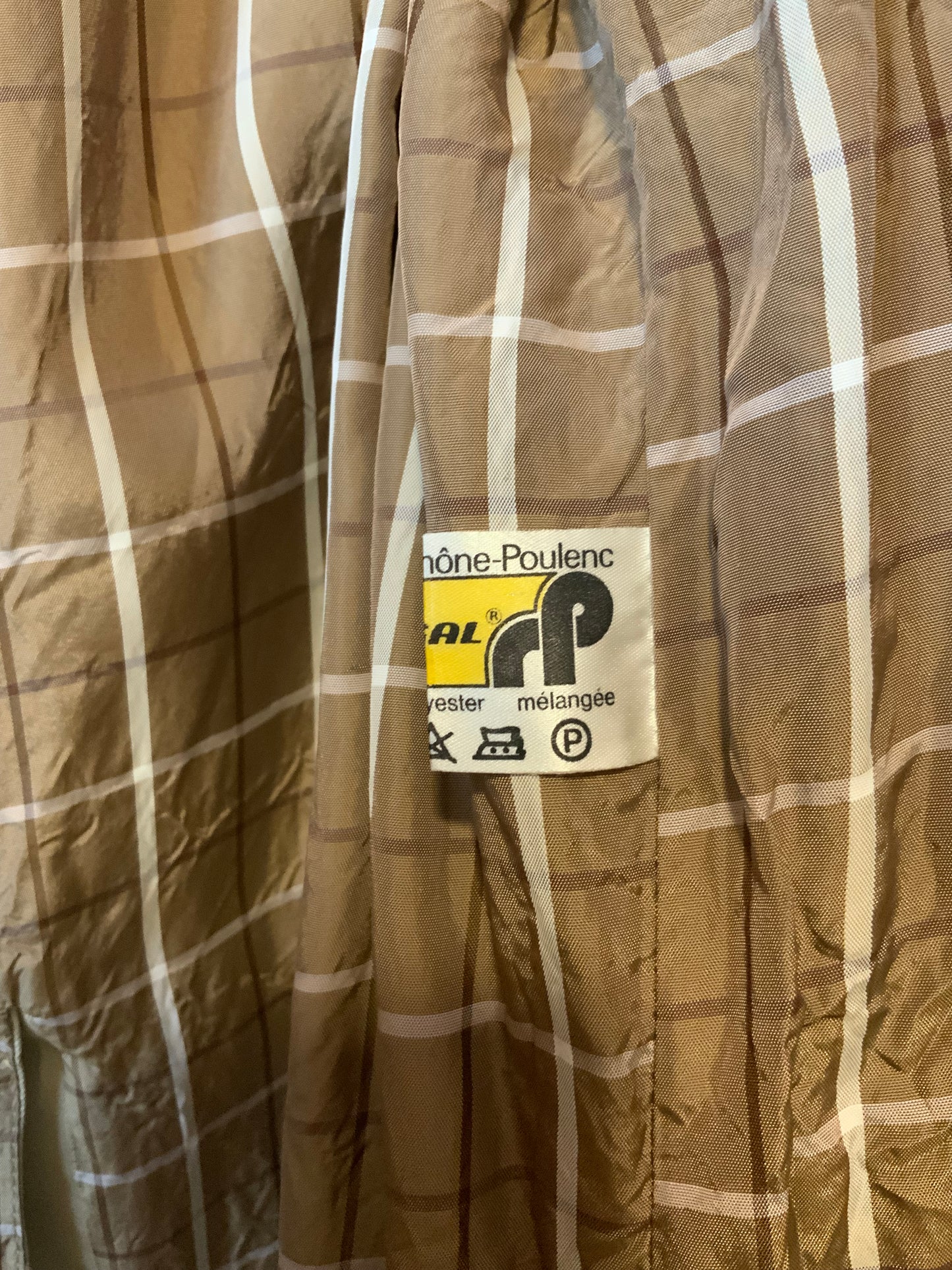 Trench Tergal Vintage Élégance 🌺