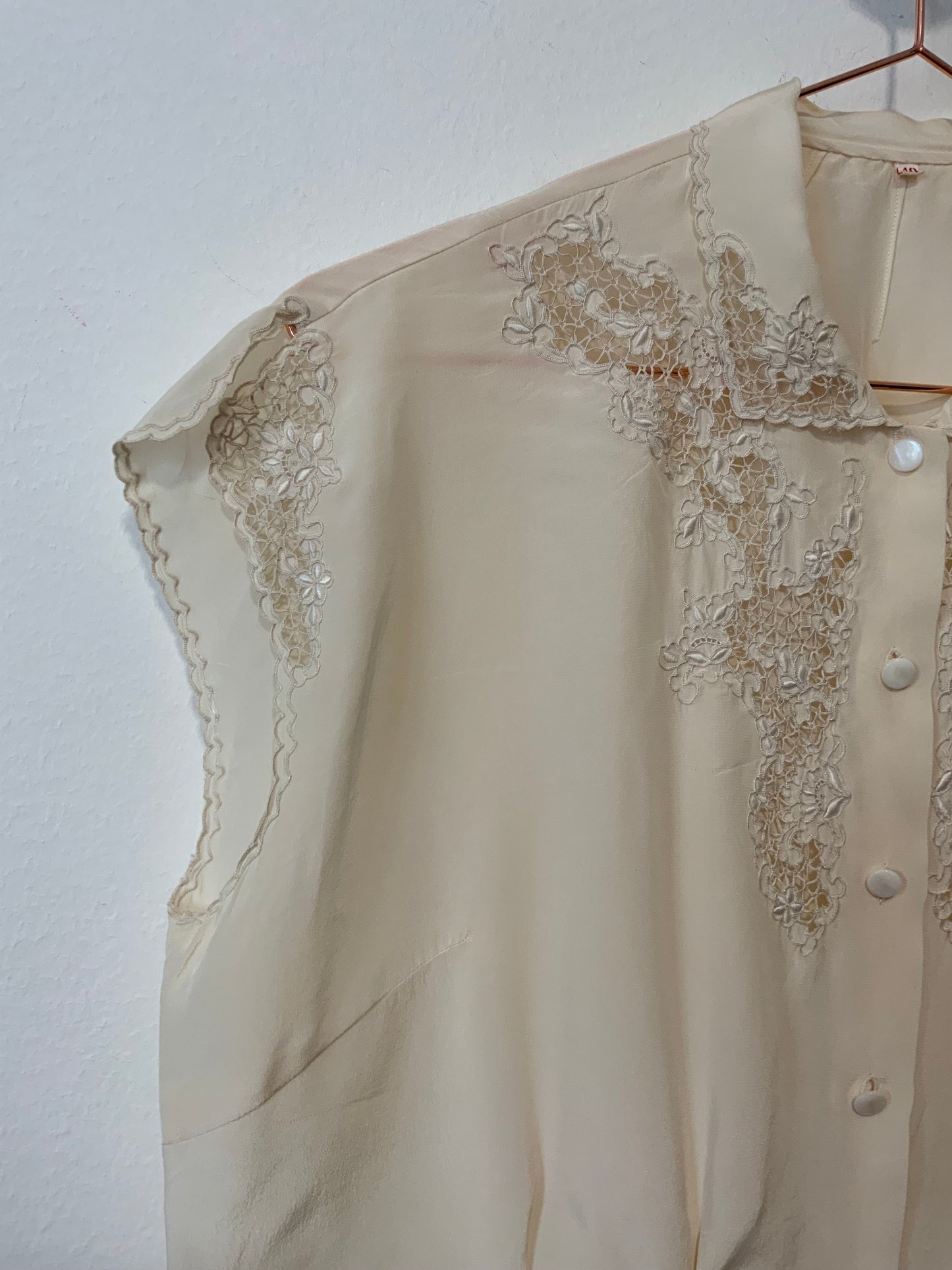 Chemisier Soie Broderies fines Ajourées Fait Main Vintage Elegance