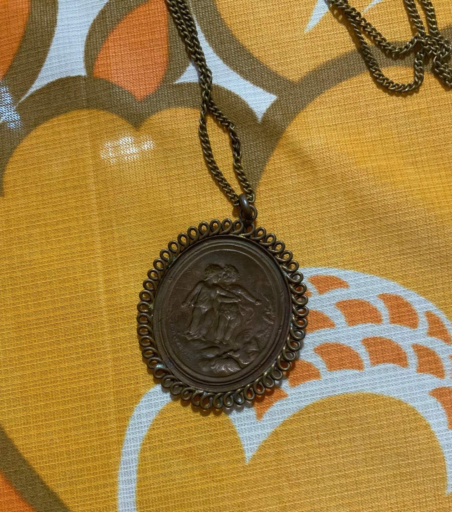 Médaillon Pendentif Laiton Legastelois JP Vintage Ancien début 1900