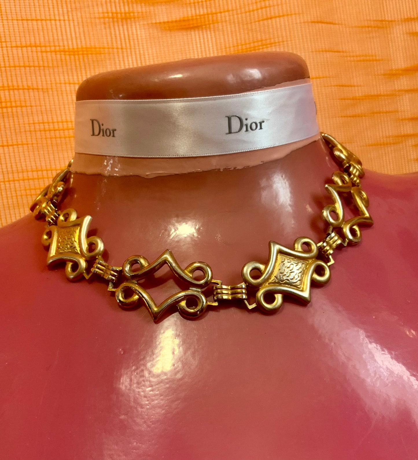Collier métal motifs Vintage 1990/2000