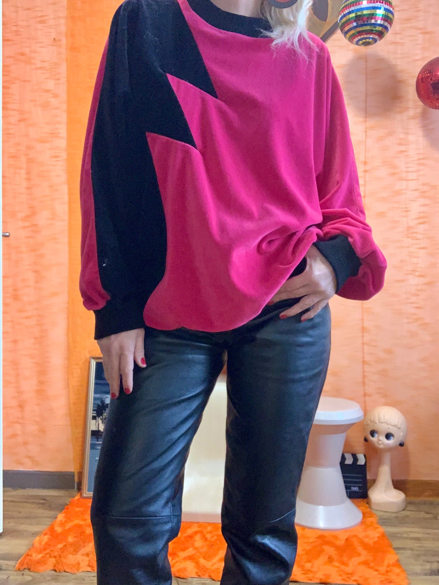 Sweat en velours Motifs rose vif et noir Pur Vintage 1980 Original