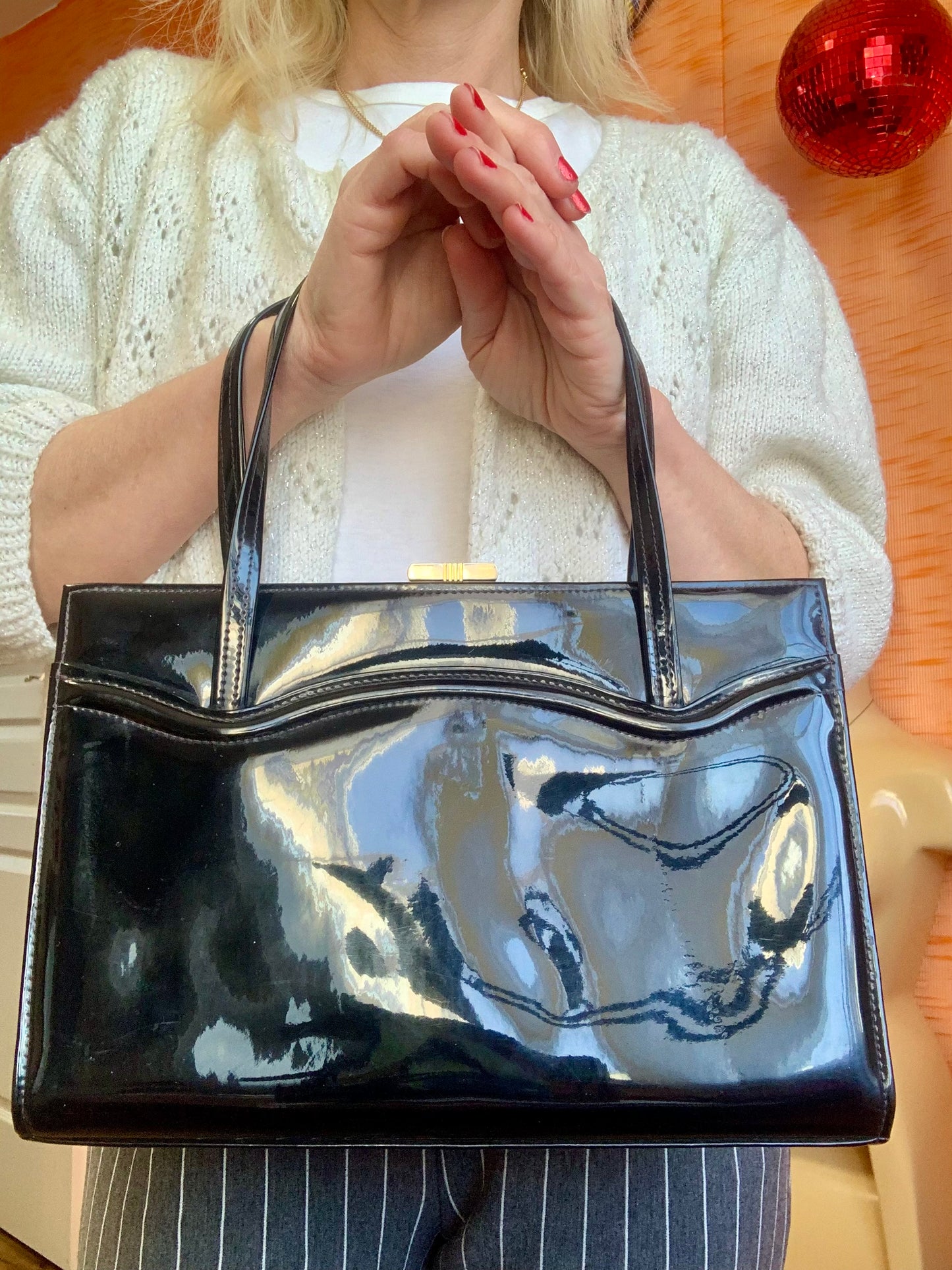 Grand sac à Main en Cuir Vernis noir Vintage Ancien 1950/60