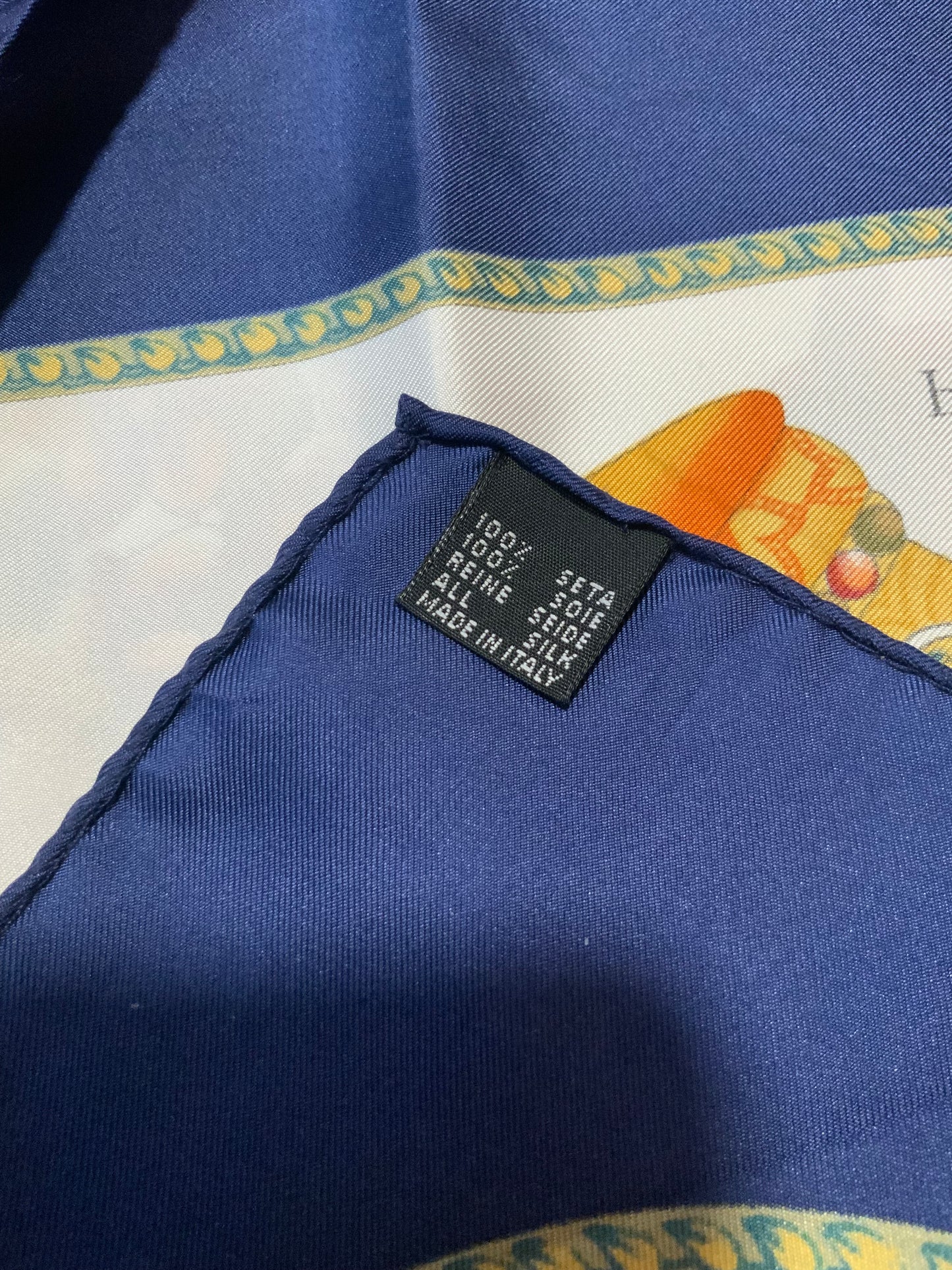 Magnifique Foulard Pierre Balmain Soie Vintage
