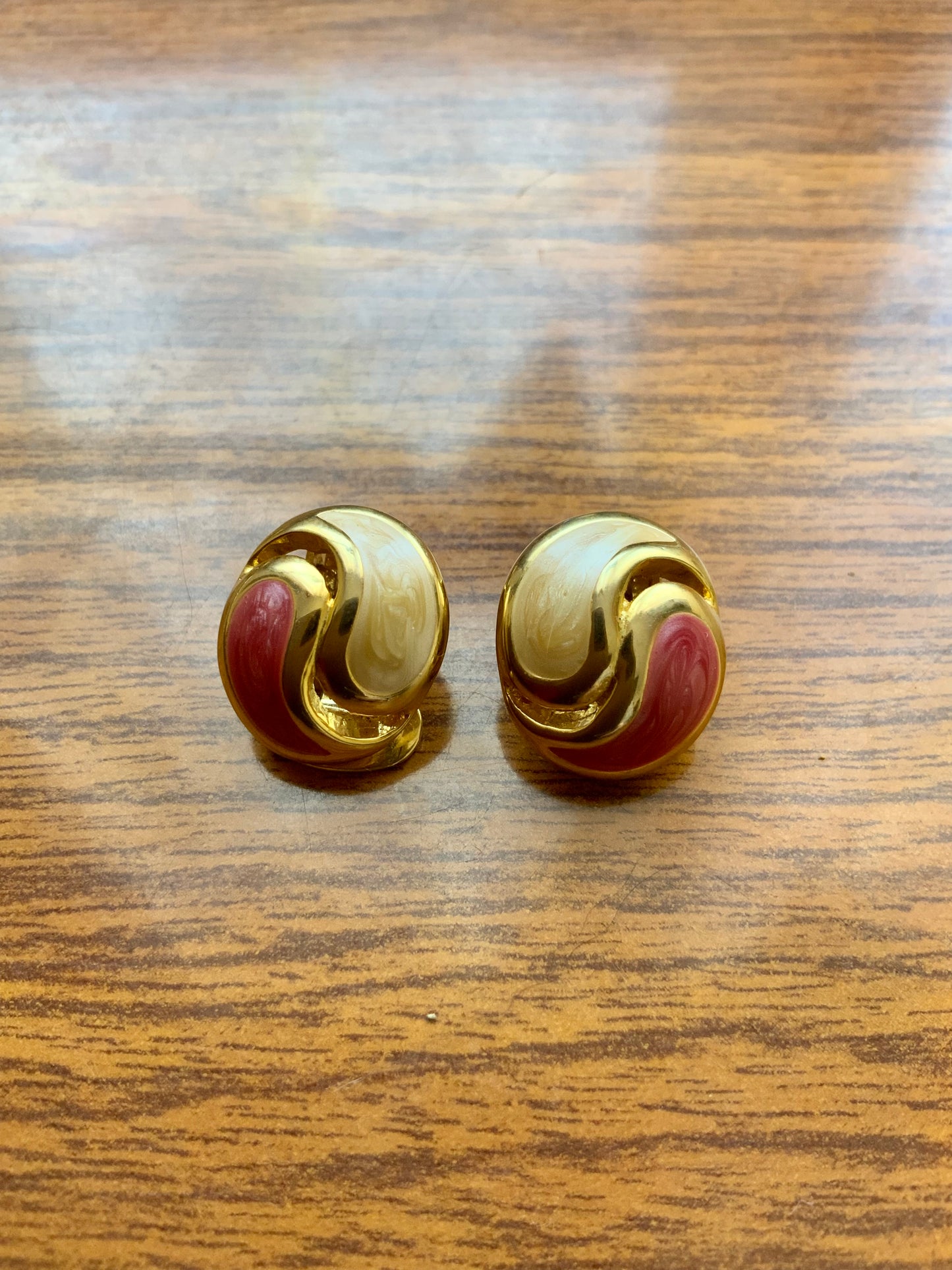 Boucles d’oreilles Chic Peintes Nacrées Vintage 1980/90