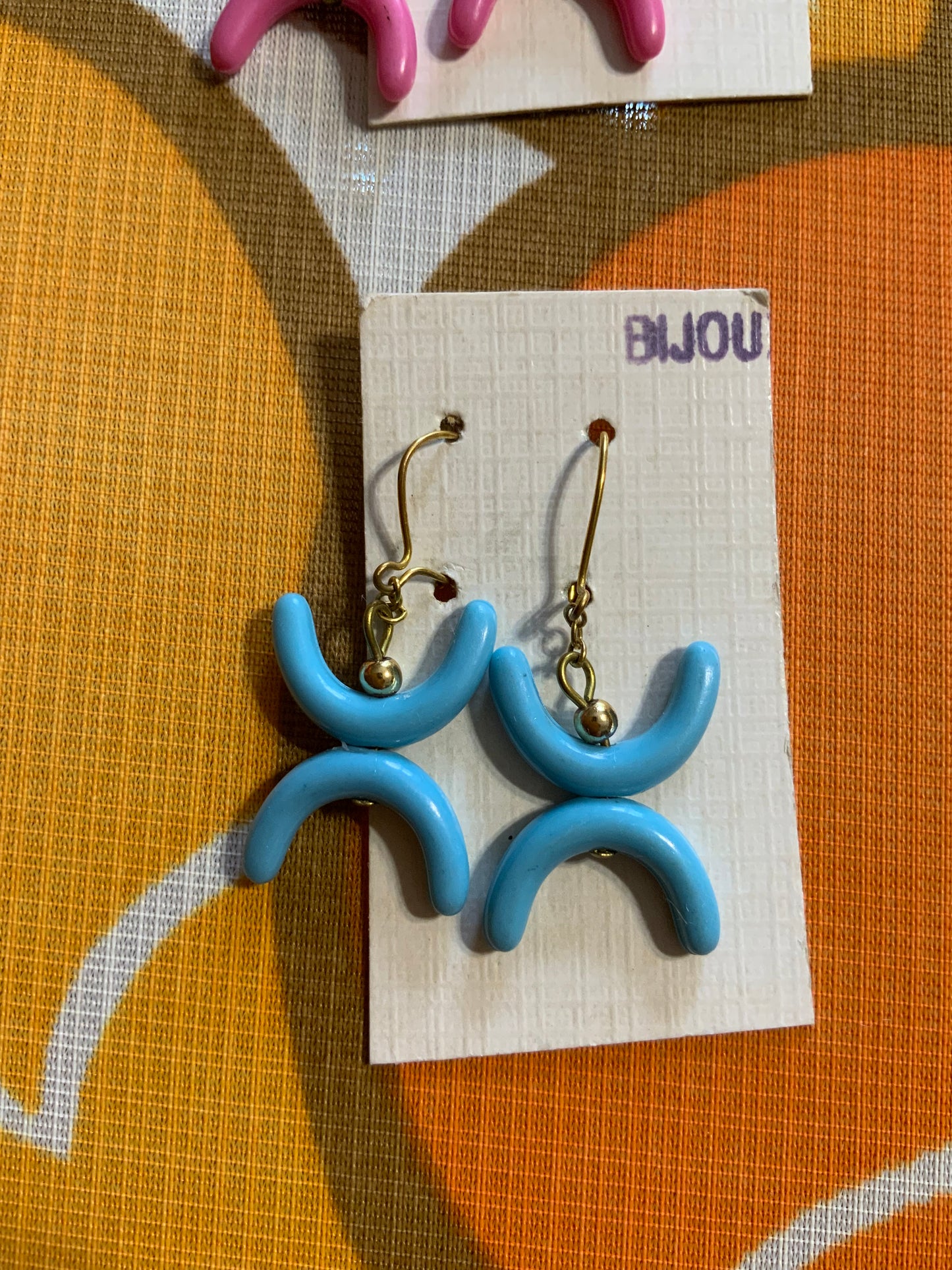 2 paires de boucles d’oreilles Vintage Stock Retro 1990