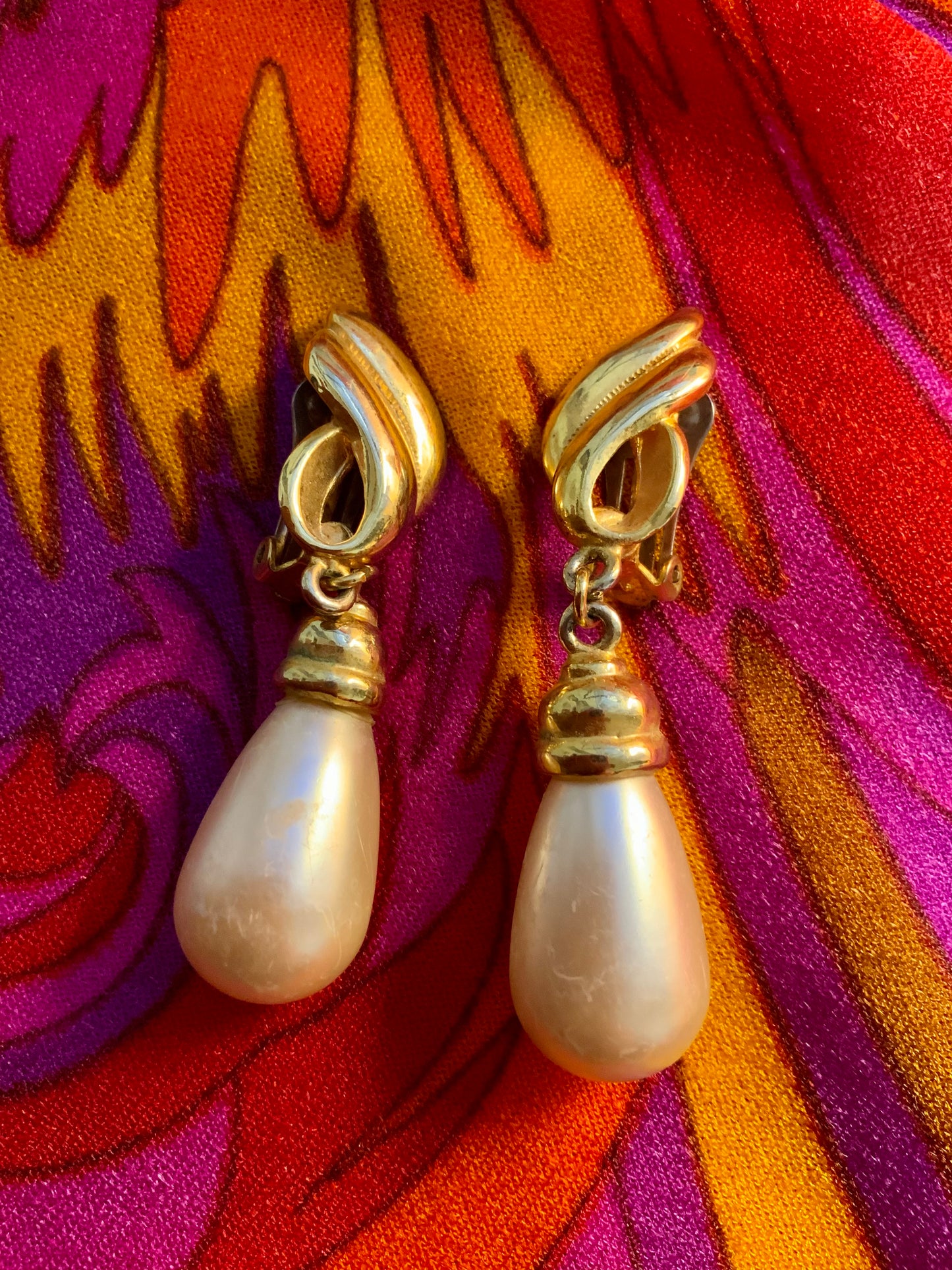 Boucles d’oreilles pendantes perles Vintage 1980/90