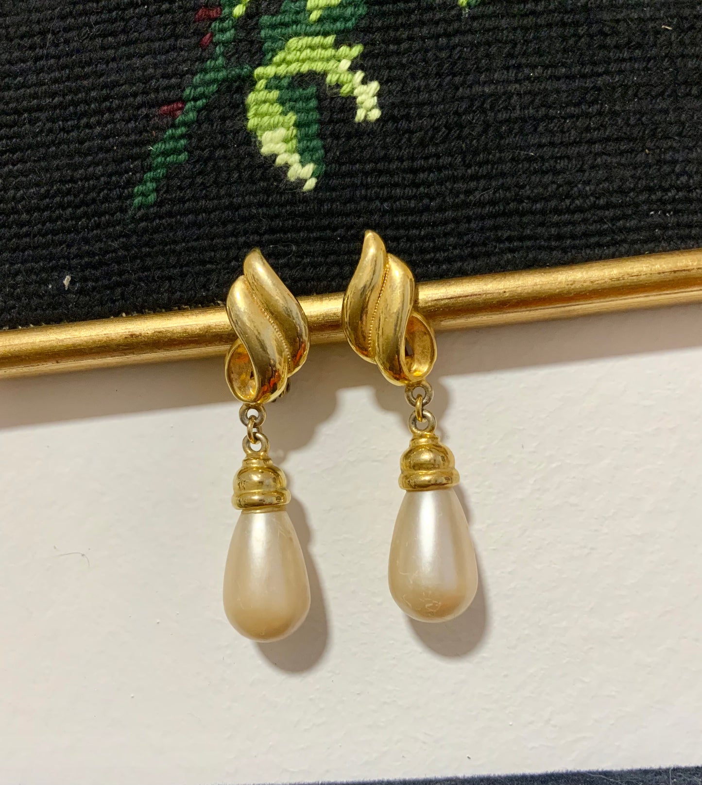Boucles d’oreilles pendantes perles Vintage 1980/90