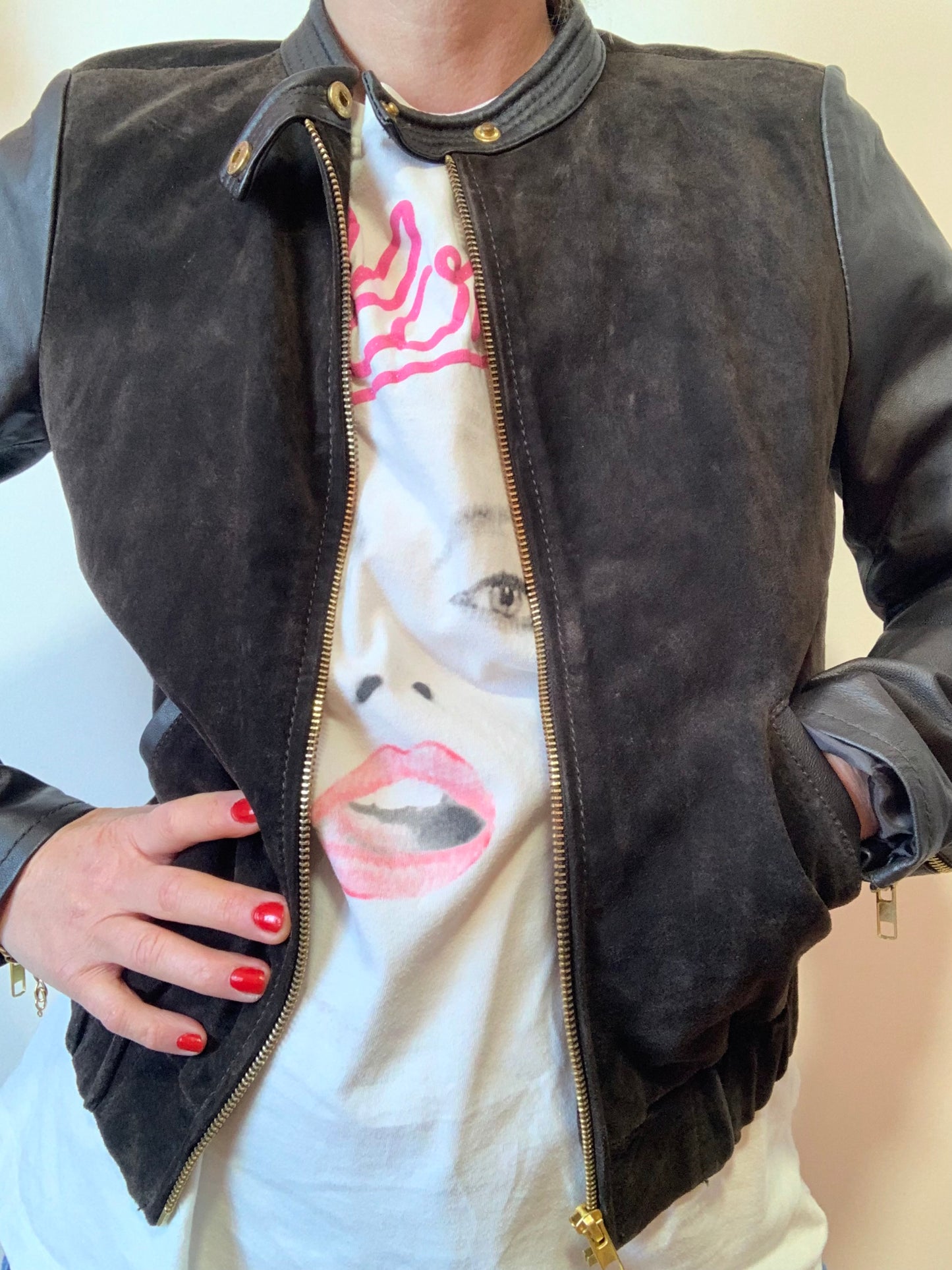 Blouson Cuir Daim Court Tendance- Vintage 2000’ T.XS