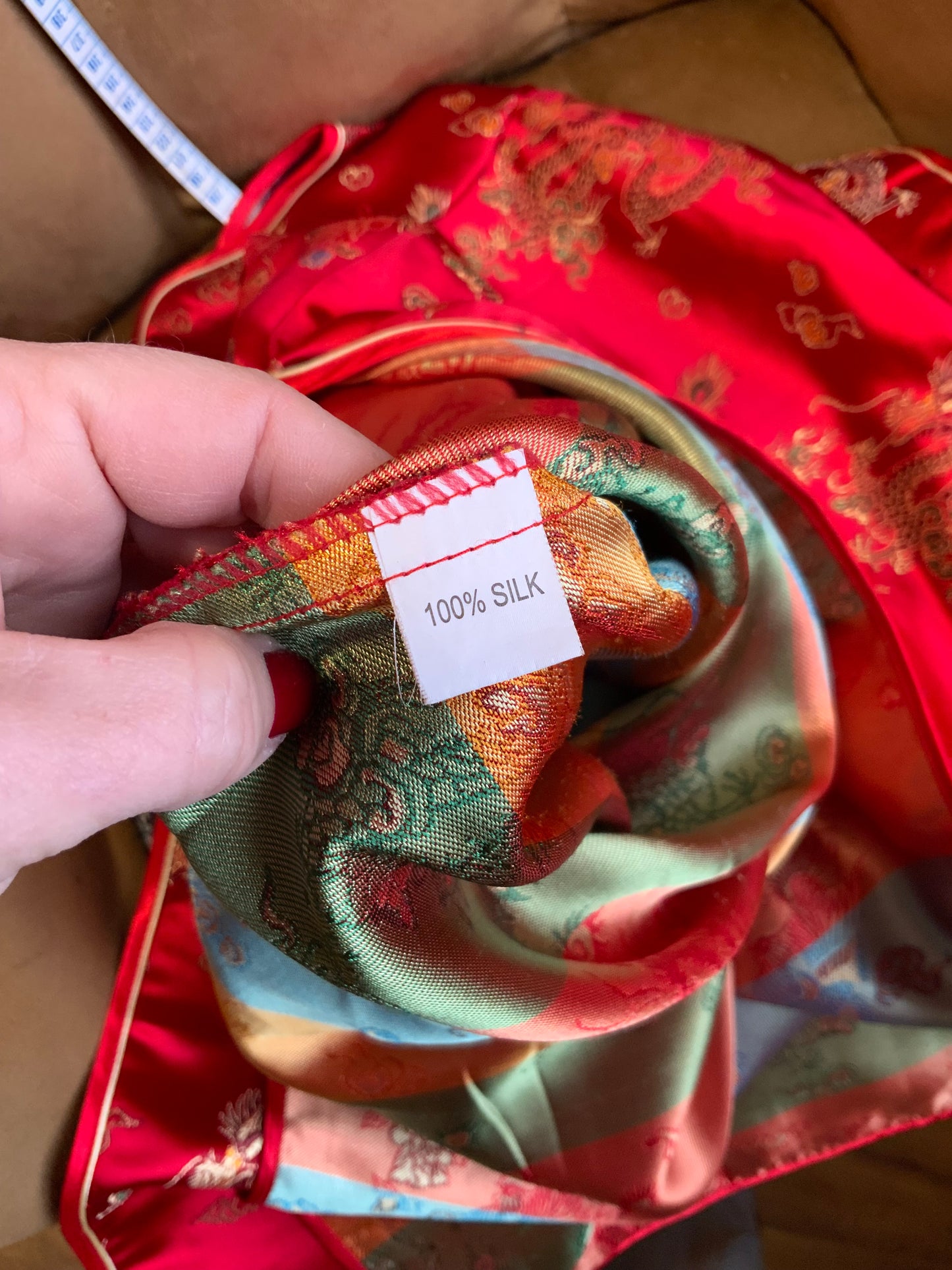 Superbe Robe Chinoise Soie Rouge Dragons-T36