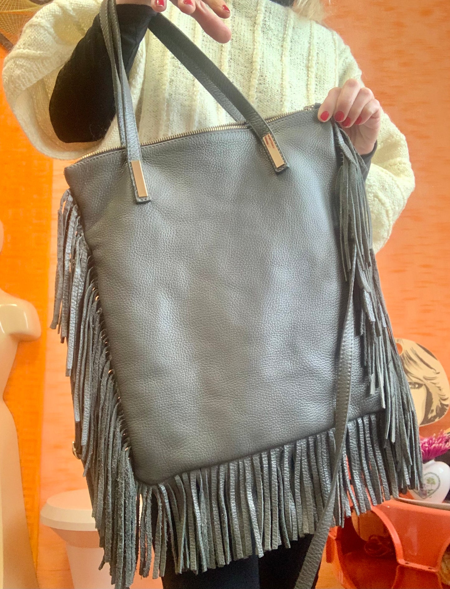 Sac à main a franges cuir gros grains gris Italy