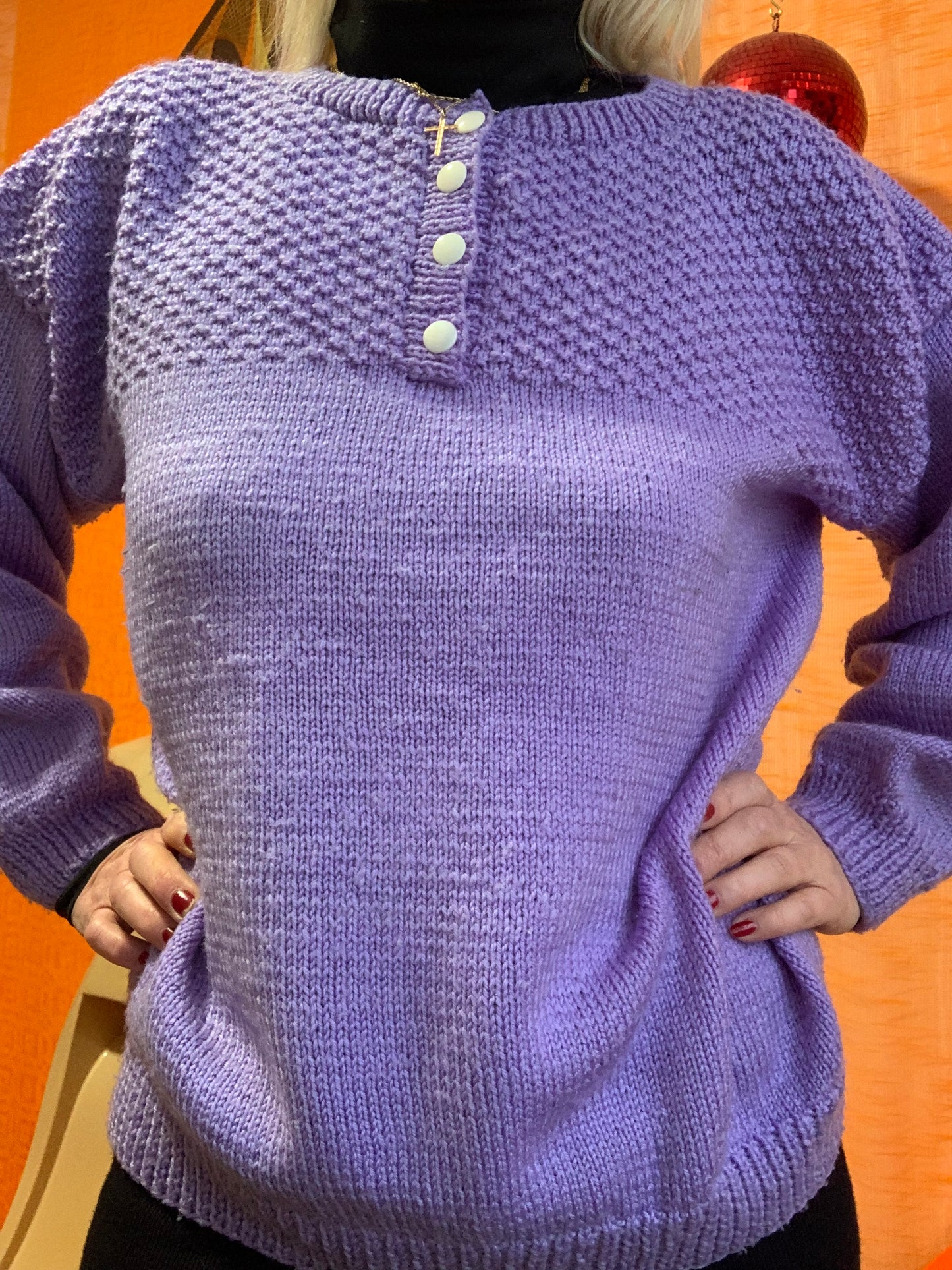 Pull Tricote main Mauve en Laine Vintage 1980- TU