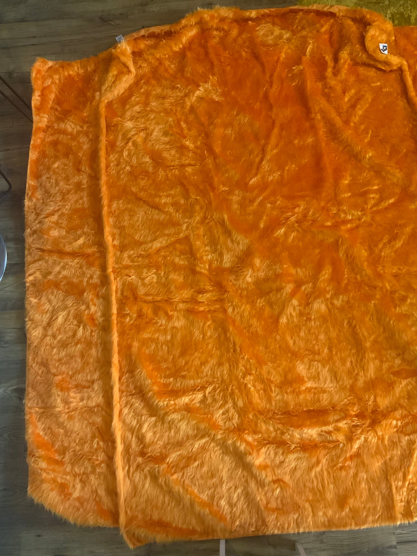 Jetée de lit 2 personnes Deadstock a poils Crylor orange avec son étiquette- Vintage 1970