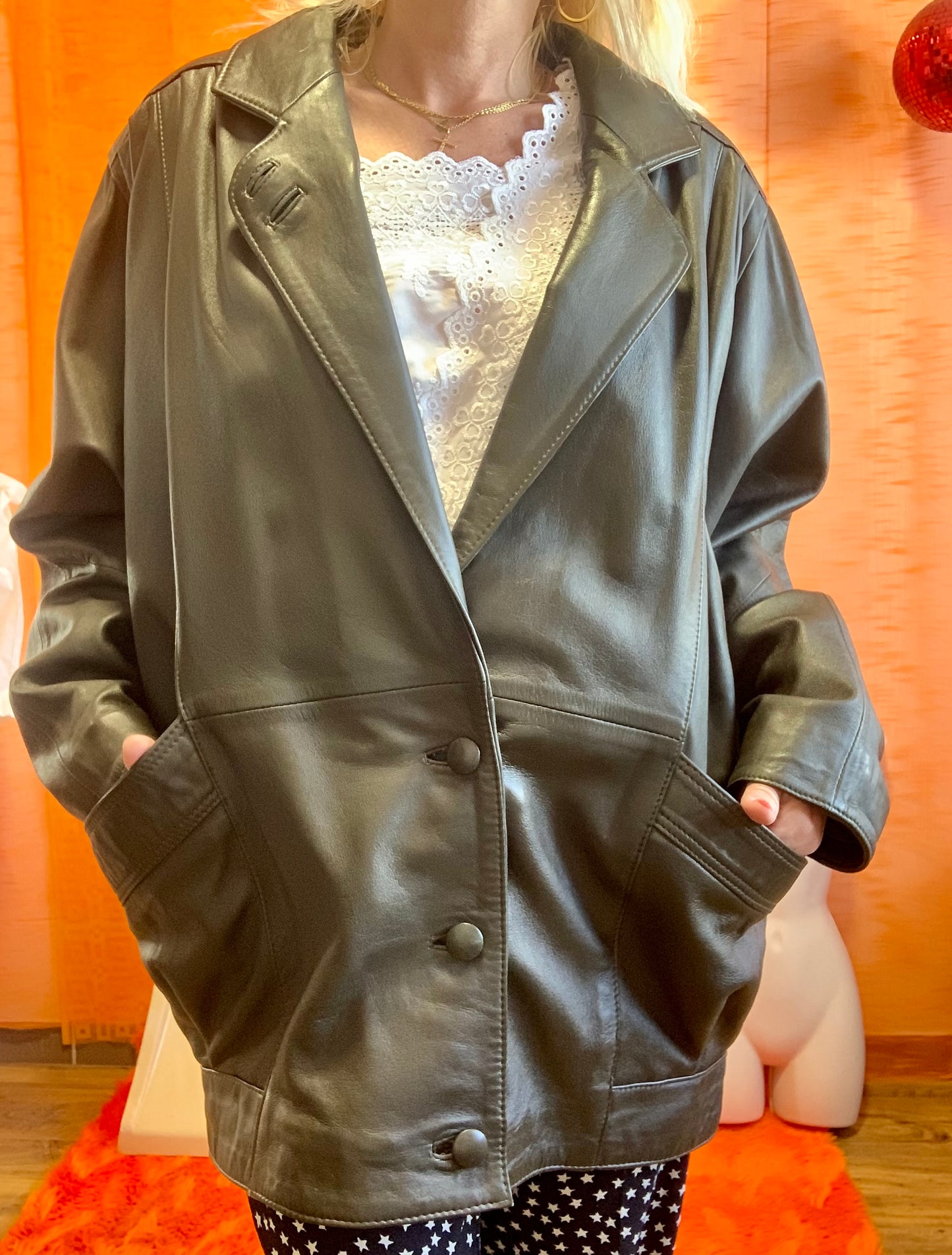 Veste en cuir 3/4 Belle Forme- Vintage 1980/90 TU.