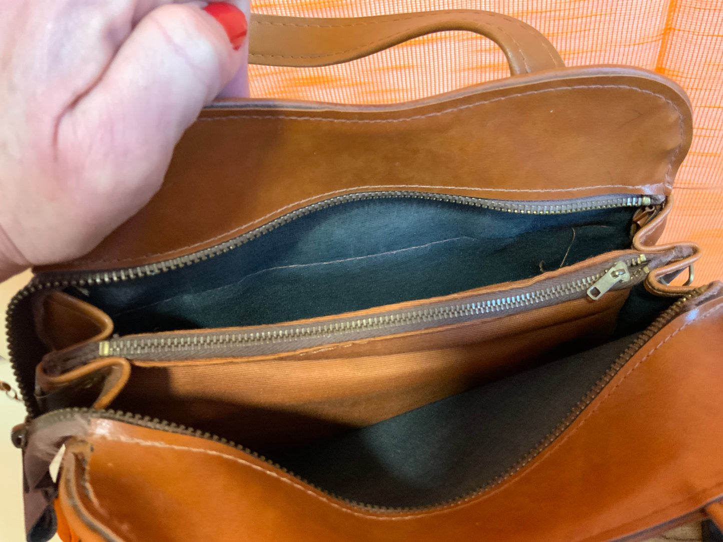 Très beau Sac à main Vintage 1970 Cuir Marron