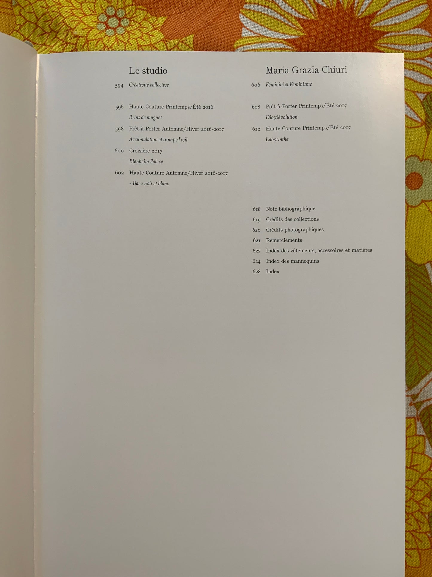 Livre des défilés de Mode de la maison DIOR de 1947 à 2016- Mode France.