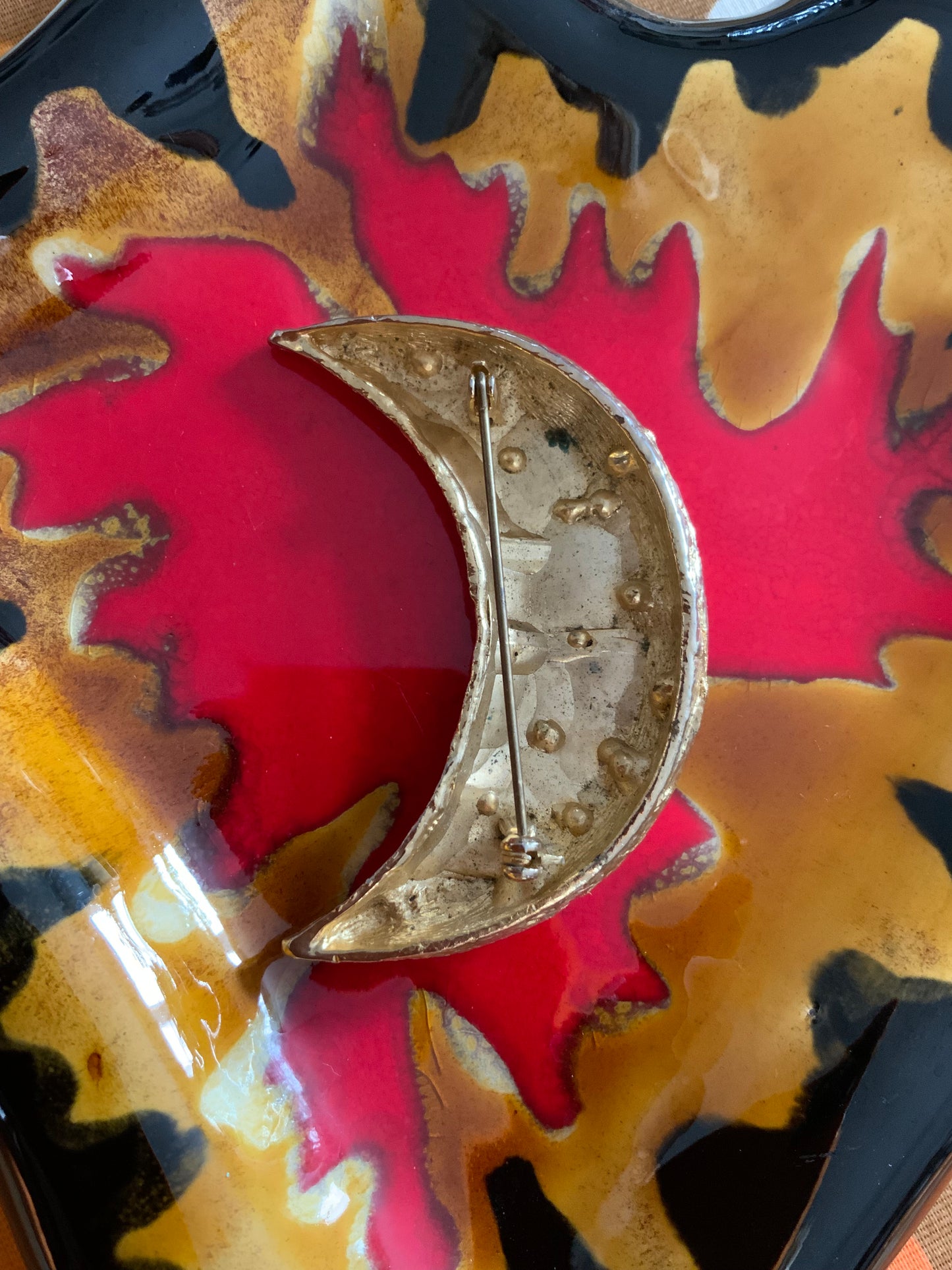Broche Lune en métal Vintage