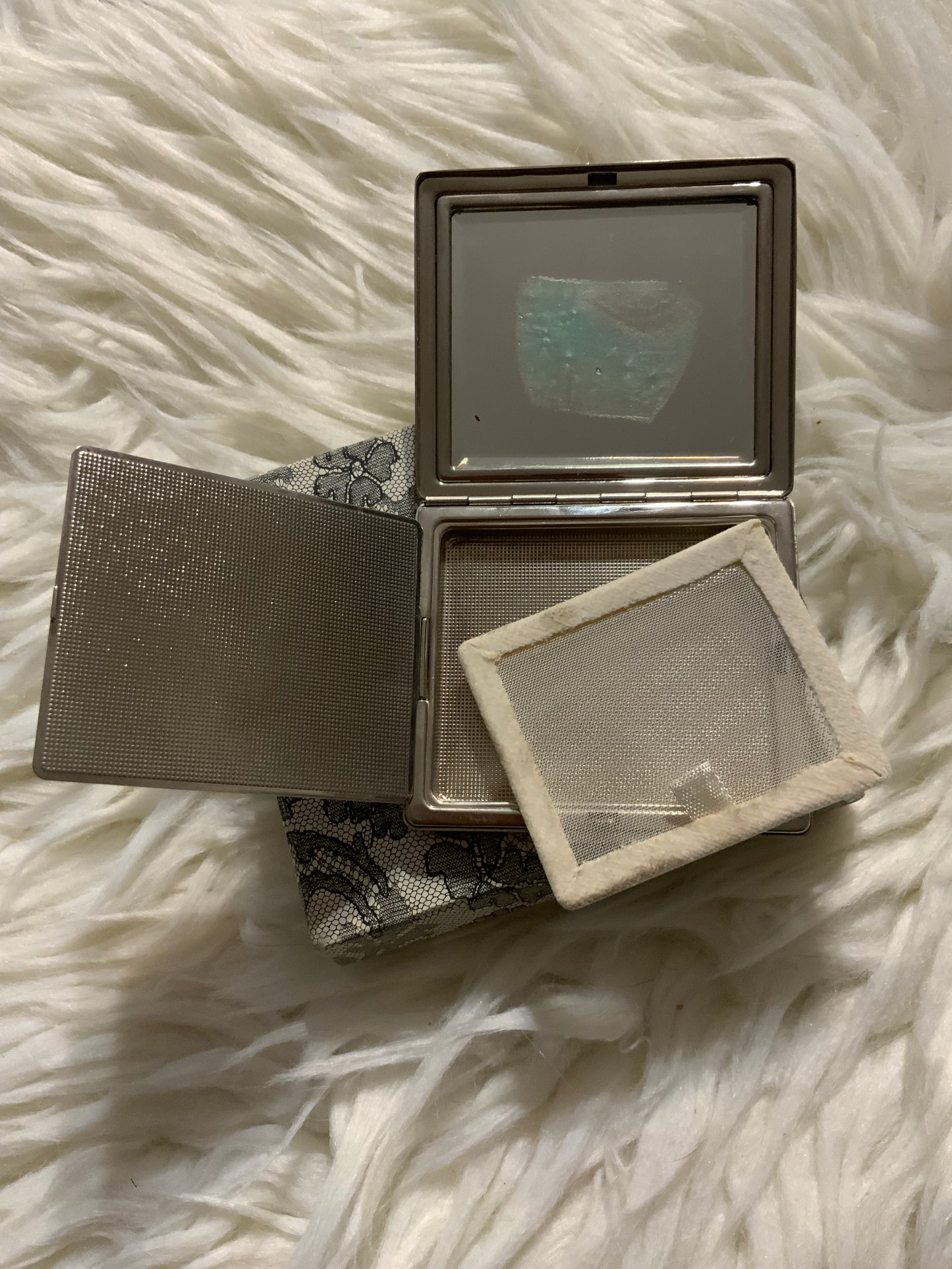 Poudrier Carré Rochas Paris France Vintage 1945 Collection