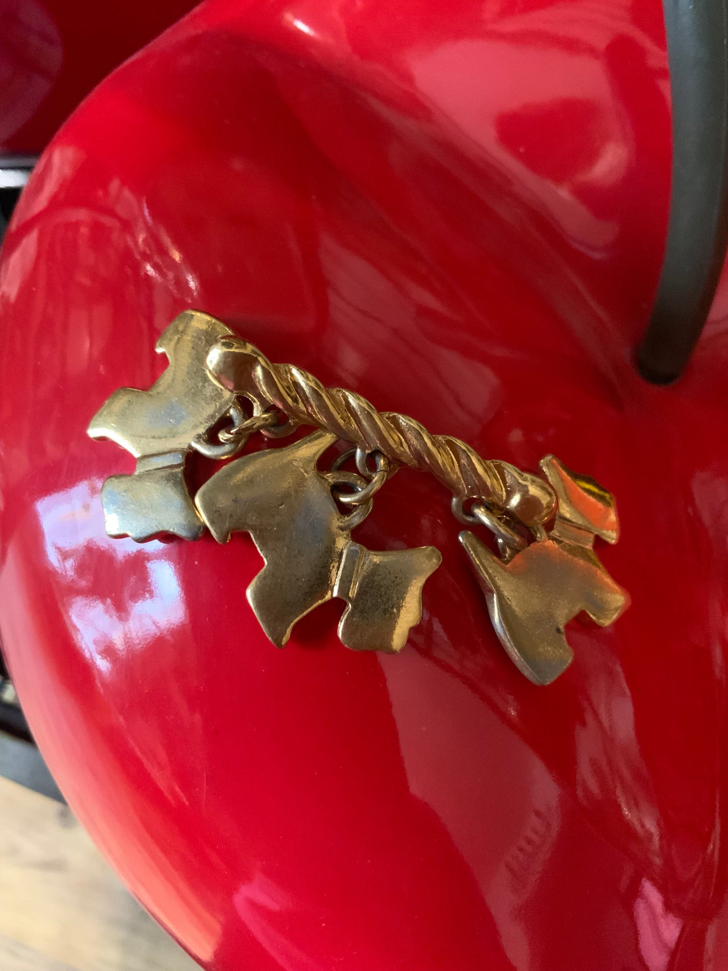 Broche petits chiens Agatha Paris Vintage 1990