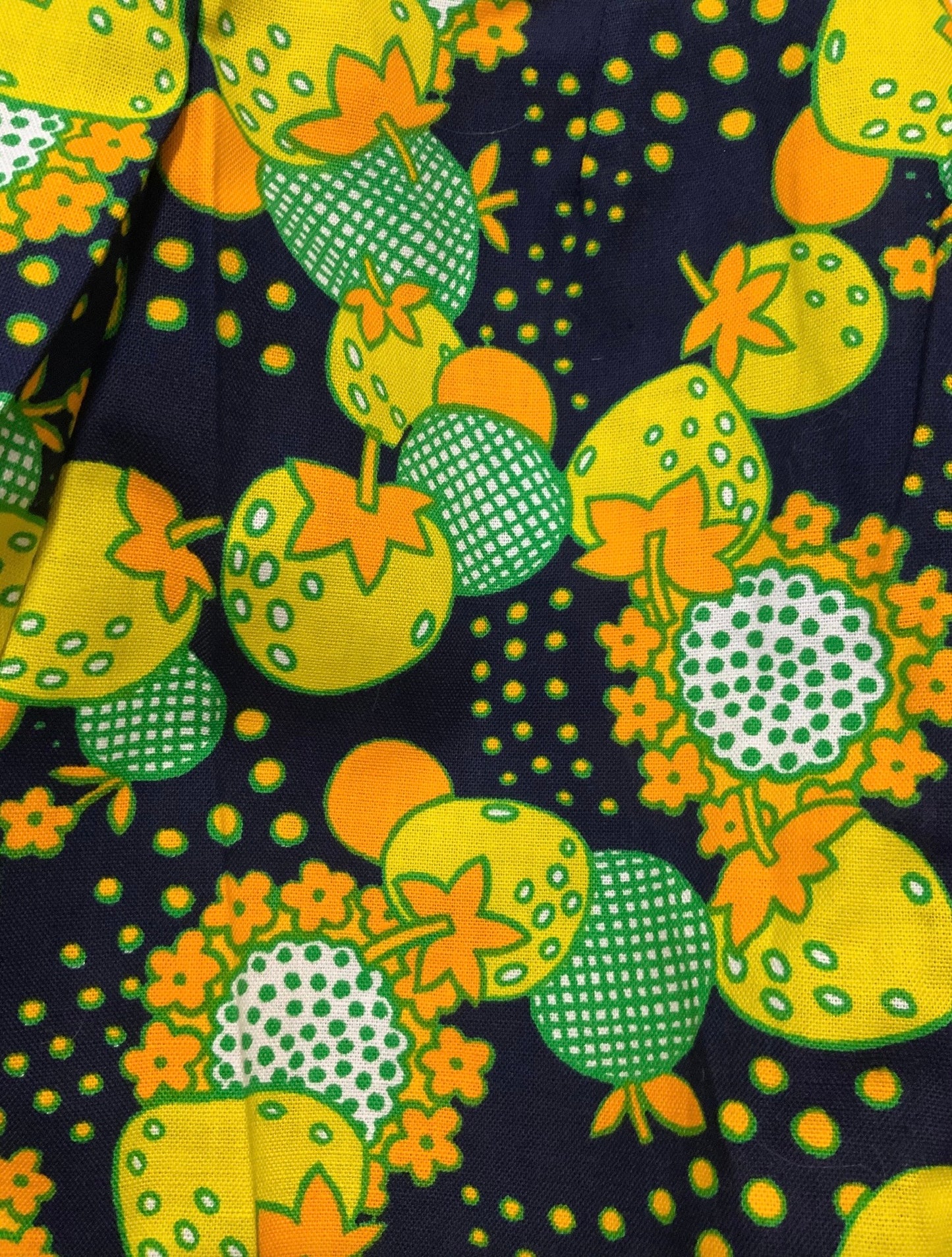 Short Vintage Deadstock 1970 Fleurs fruits -T32