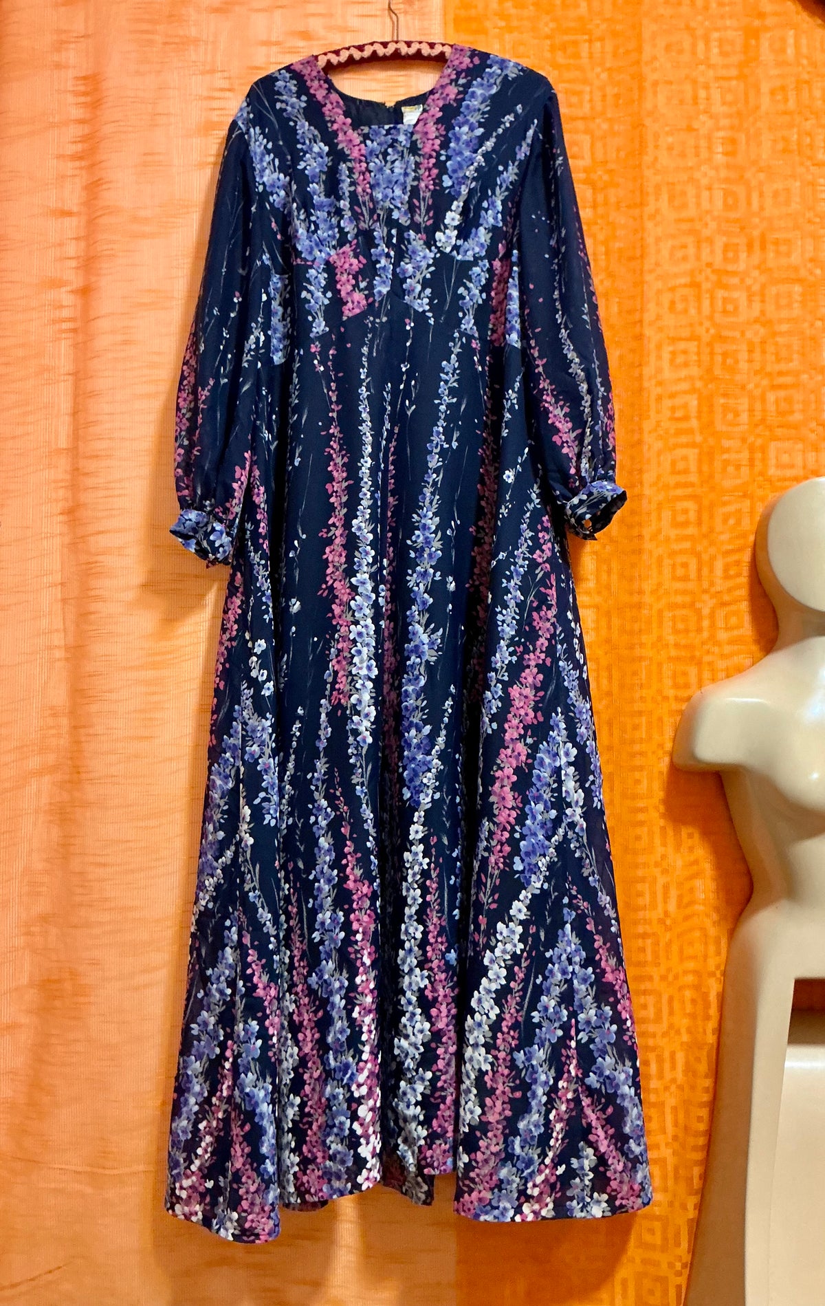 Robe Longue Tergal Mousseline à Fleurs Creation Vintage 1970- T46maxi.