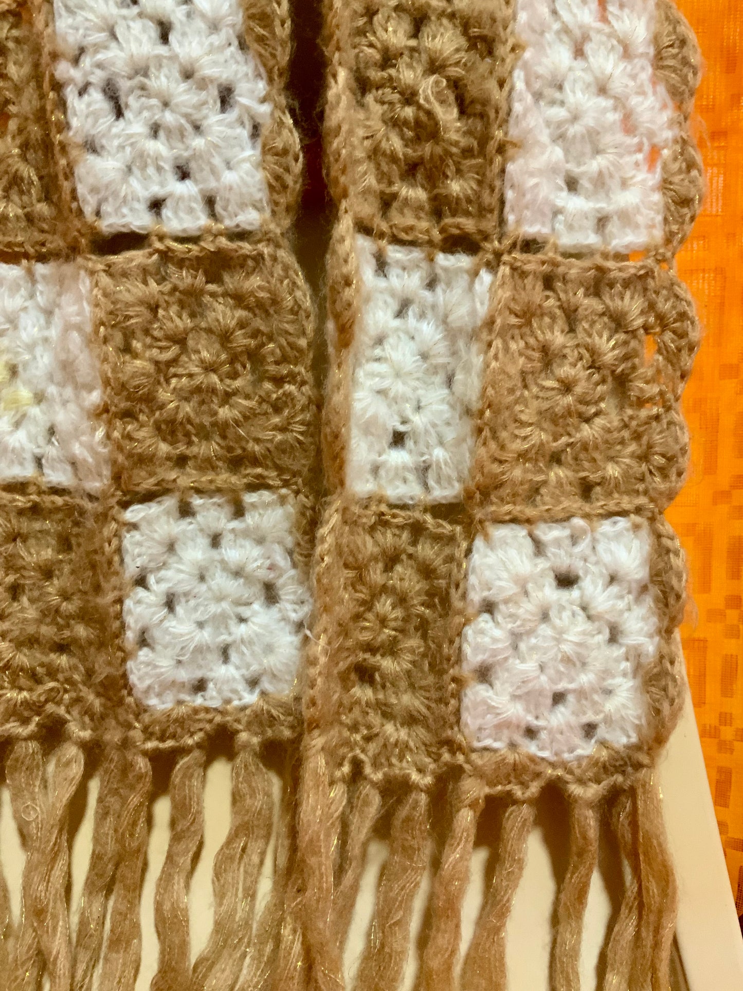 Sublime grande Écharpe Tricot Laine Faite main pailletée 1970 Vintage