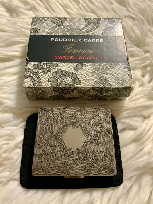 Poudrier Carré Rochas Paris France Vintage 1945 Collection