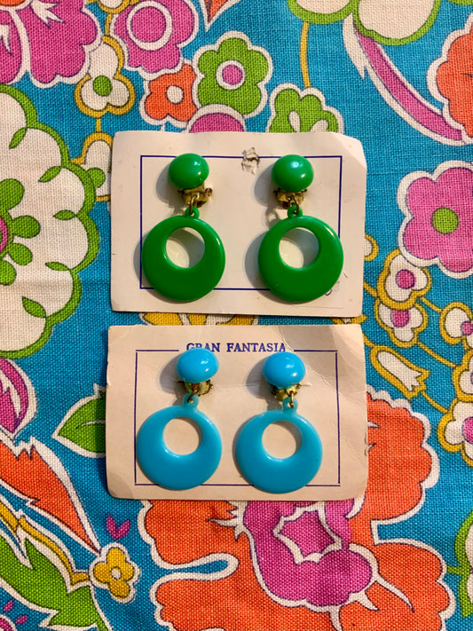 2 paires de Boucles d’oreilles Deadstock Vintage créoles pendantes 1980-