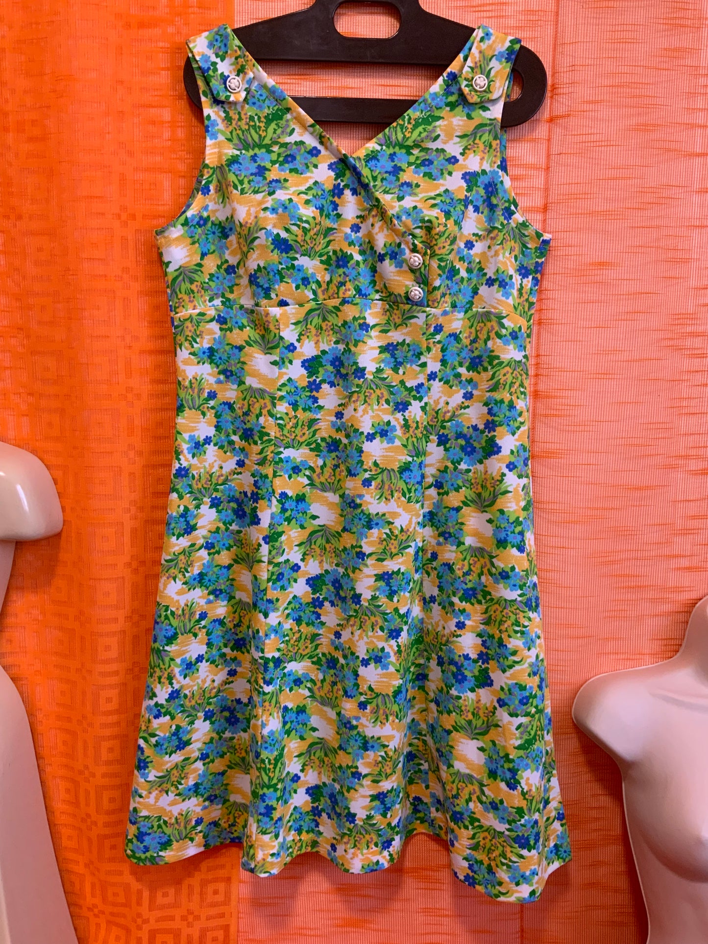 Robe a fleurs Vintage 1970 Création - T48