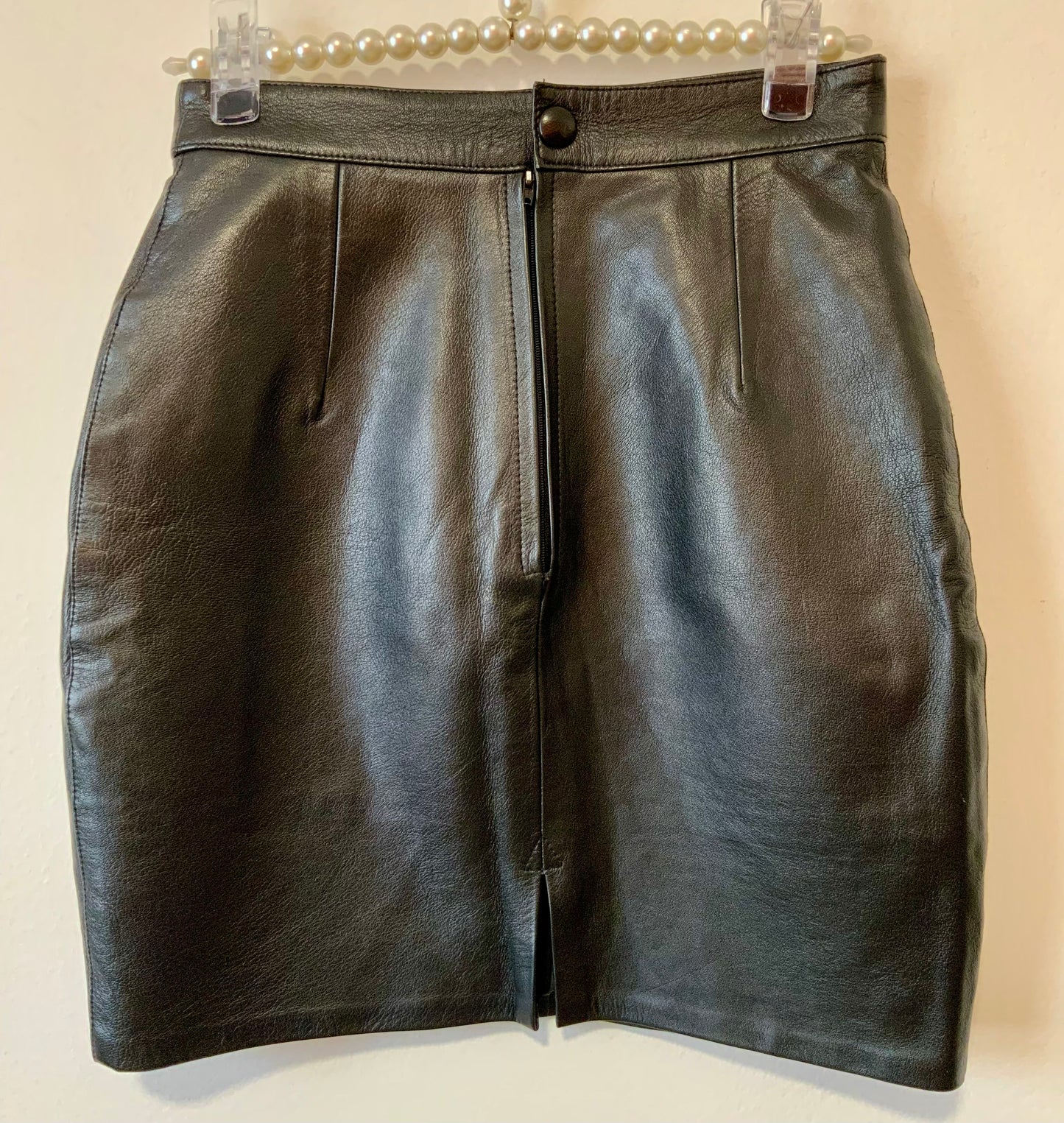 Mini jupe cuir noir Vintage 1980/90- T34/36