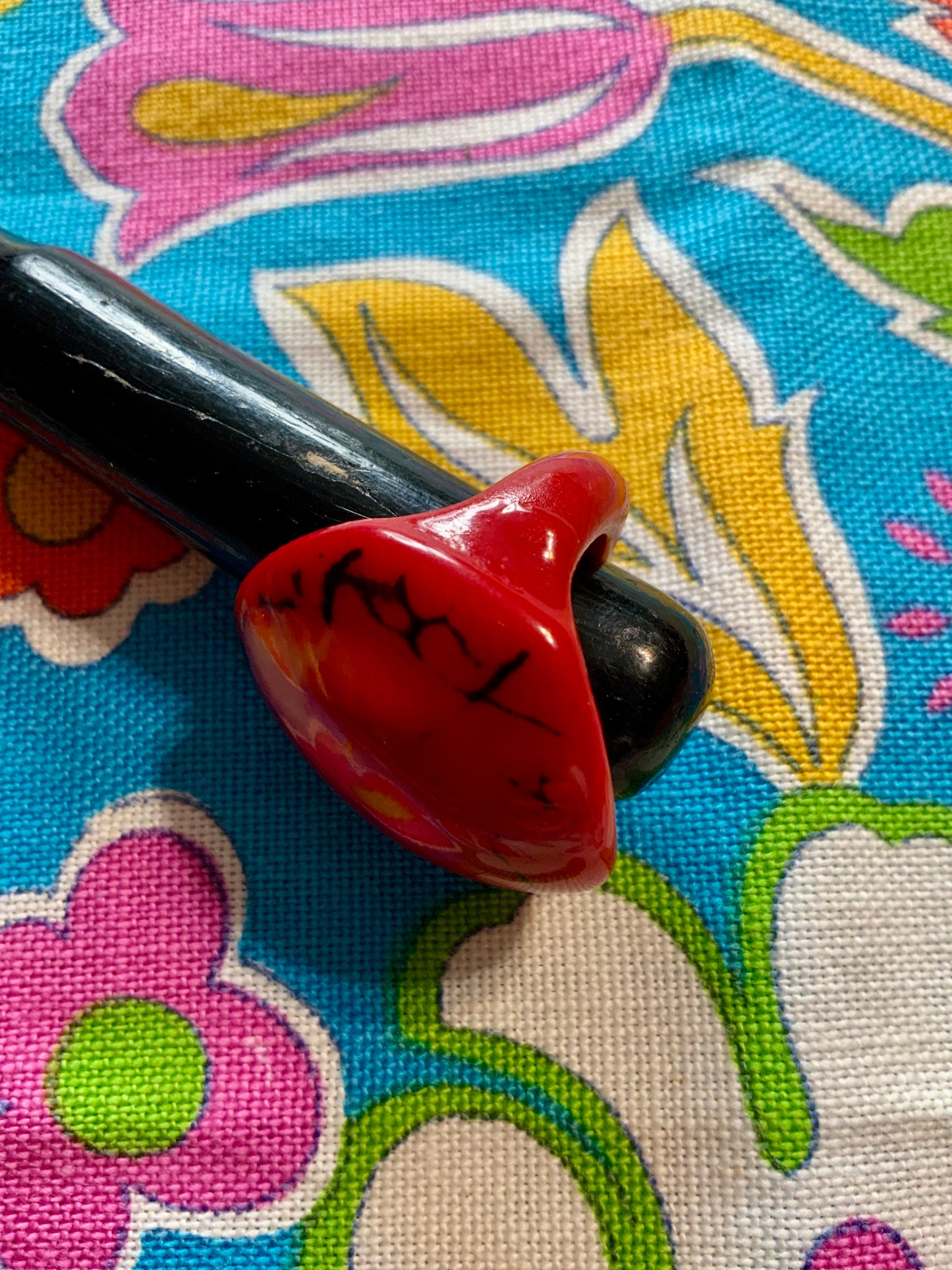 Bague Vintage en verre rouge -T46
