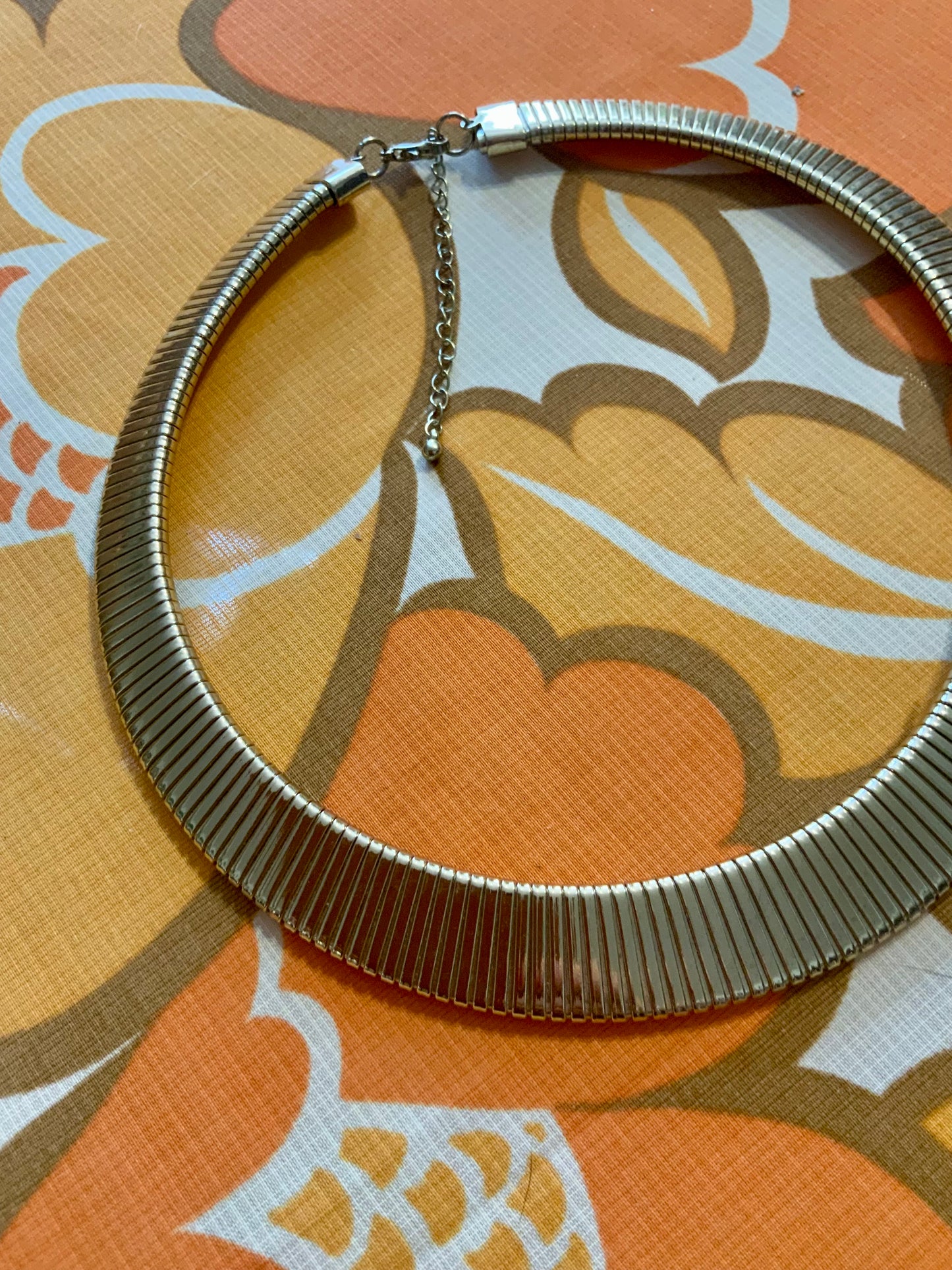Collier plastron original Vintage 2000