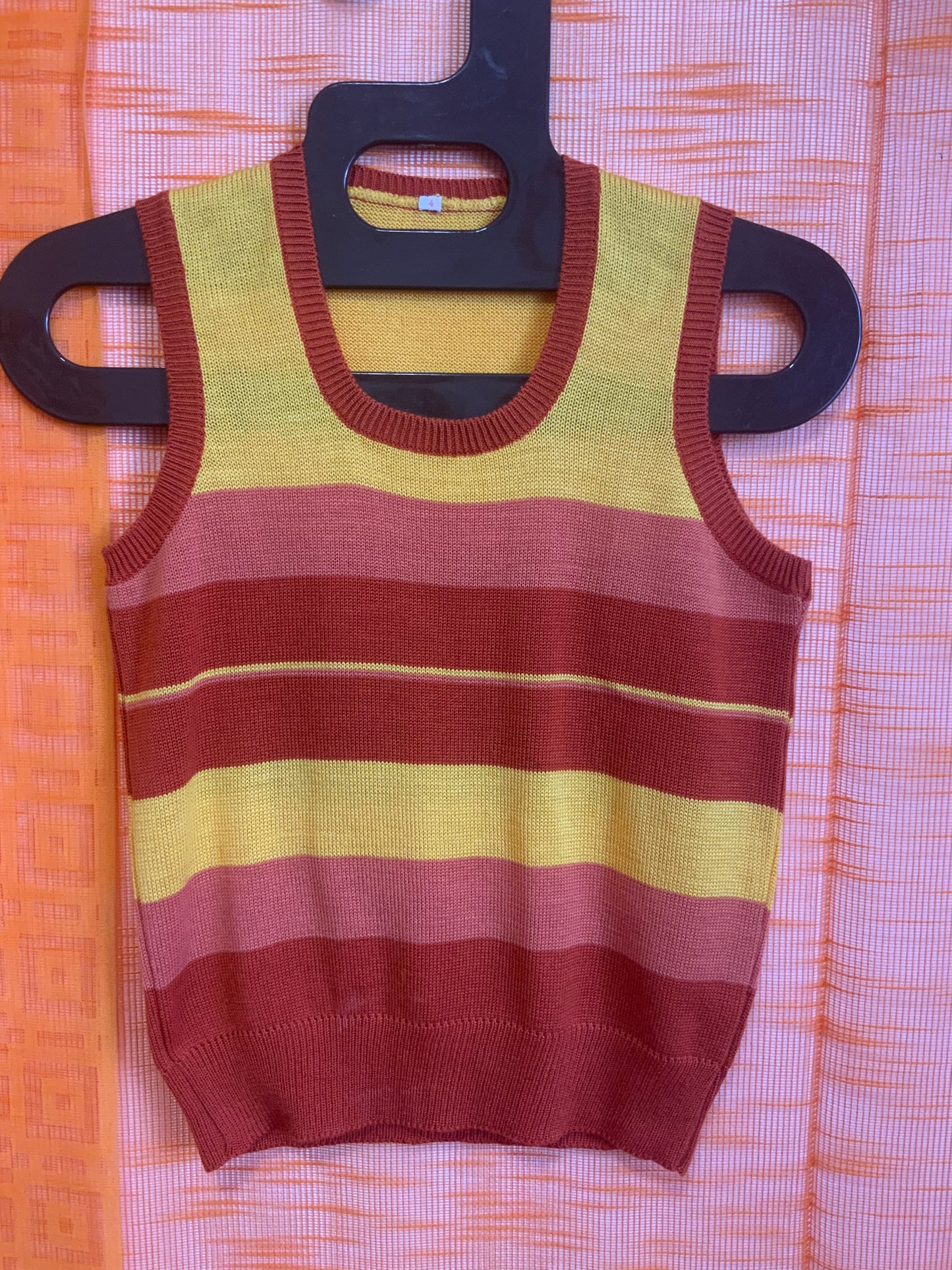 Ensemble 1970 Short et son débardeur Pépite vintage absolue - T38 maxi.