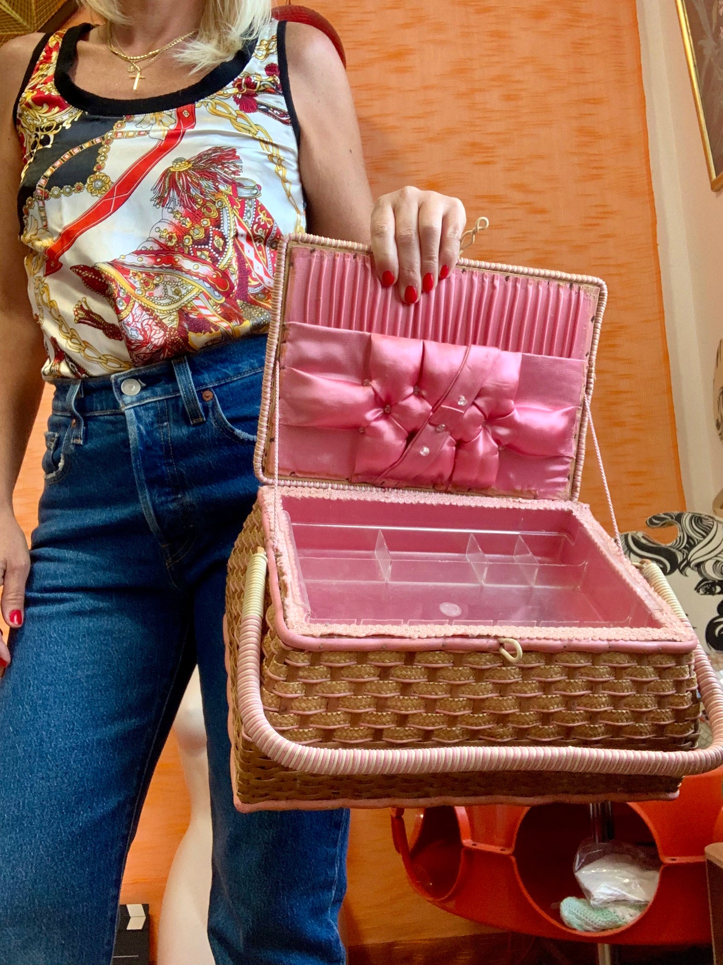 Boite à couture panier Vintage Soie rose France