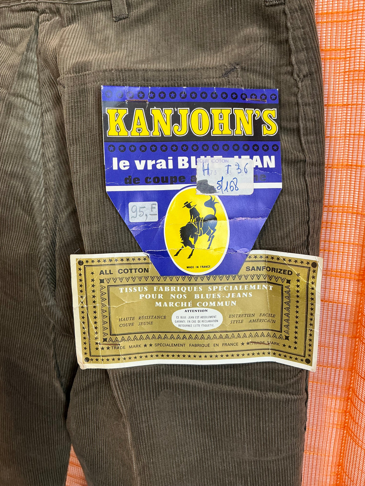Pantalon Pattes d’éléphant Coupe USA Vintage 1970 Deadstock avec étiquette- Velours côtelé -T36