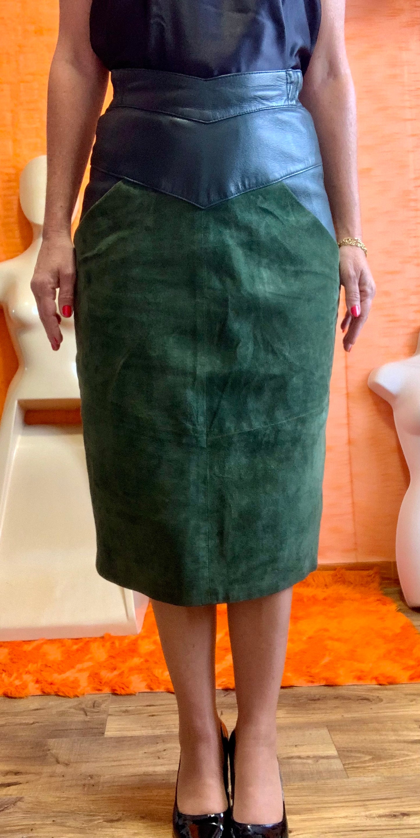 Jupe Vintage 1980 Beauté Daim Cuir verte- T34/36