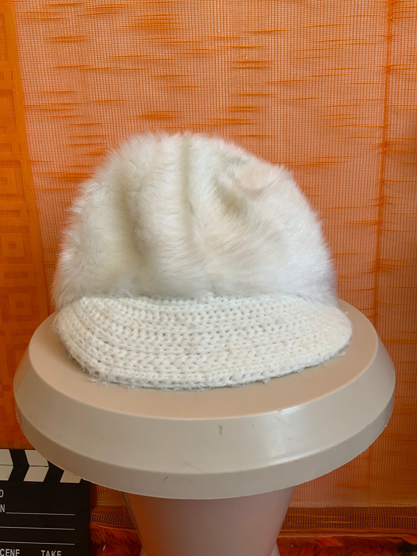 Chapeau Casquette Moumoute Blanche Vintage 1970 -TU