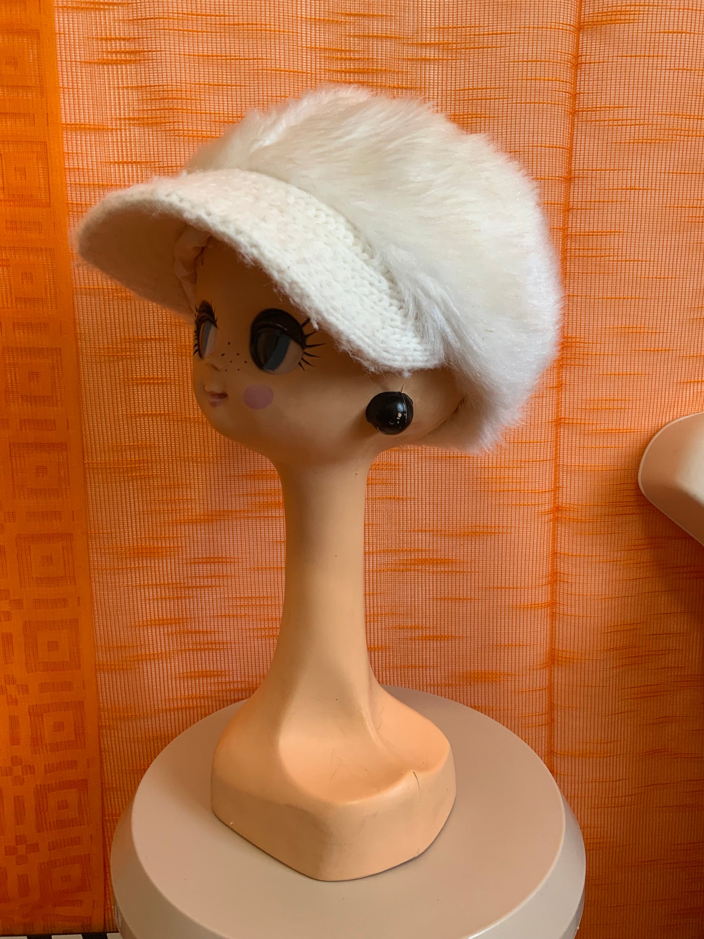 Chapeau Casquette Moumoute Blanche Vintage 1970 -TU