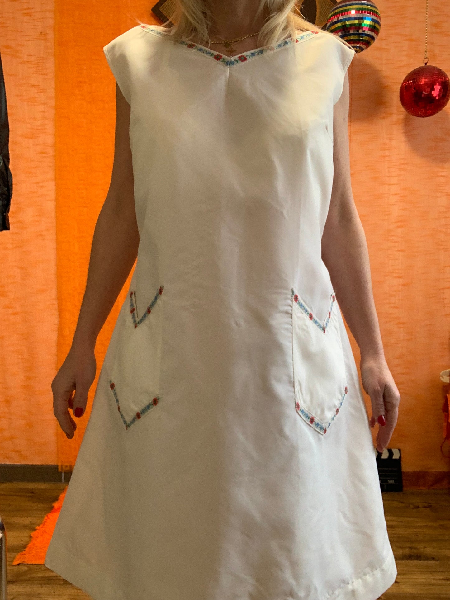 Robe blouse à fleurs Nylon Vintage 1970-T44