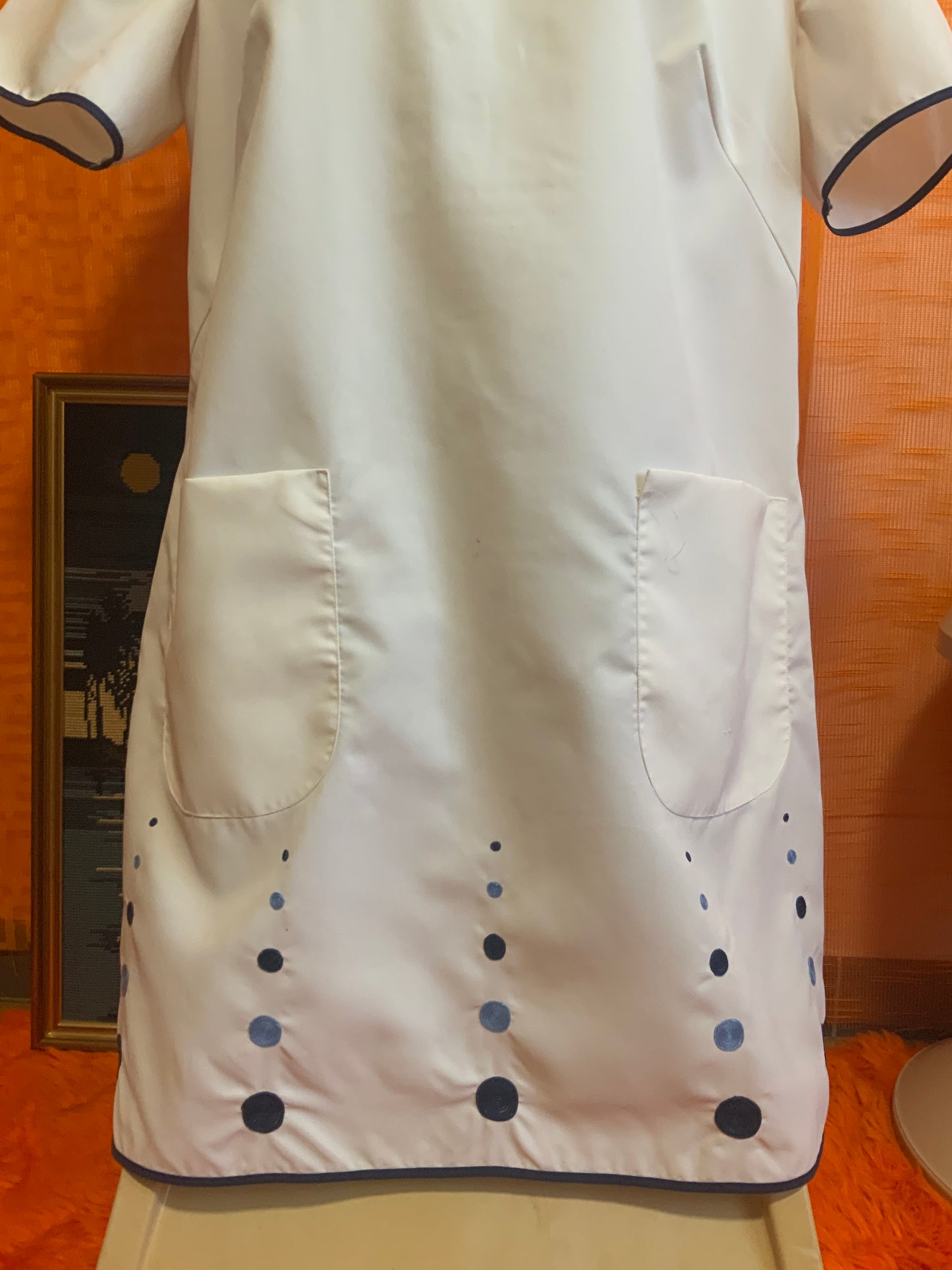 Blouse en Nylon et broderies Vintage 1970- T40