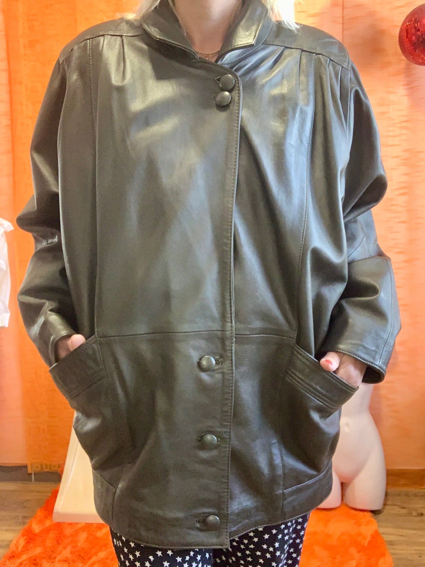 Veste en cuir 3/4 Belle Forme- Vintage 1980/90 TU.