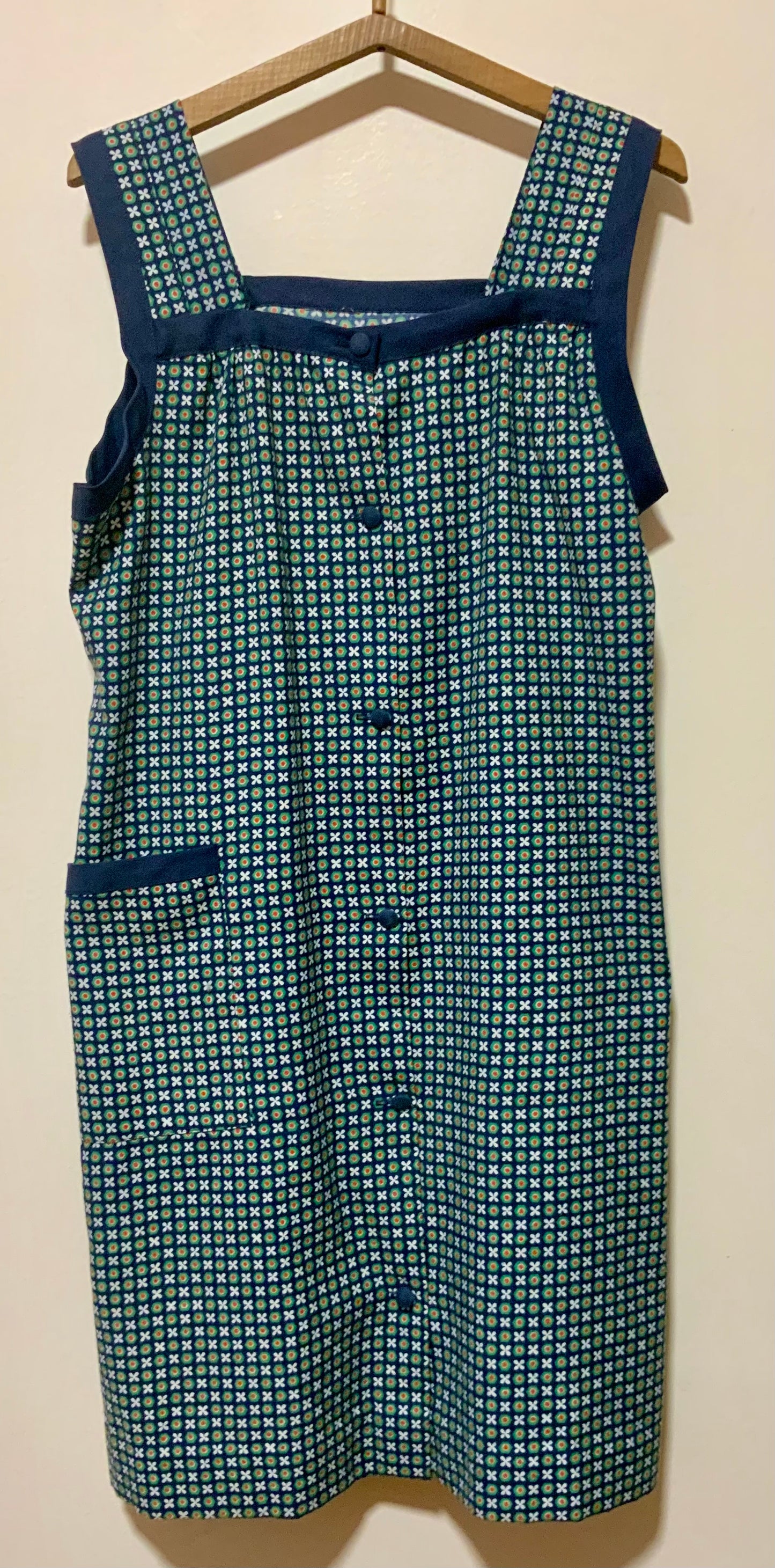 Blouse Robe boutonnée À fleurs Vintage 1970- T 50 maxi.
