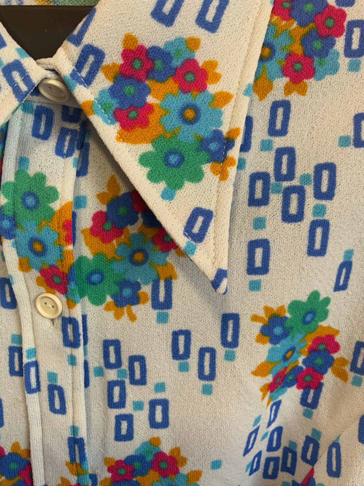 Chemise a fleurs col pelle à tartes Vintage 1970 - T42