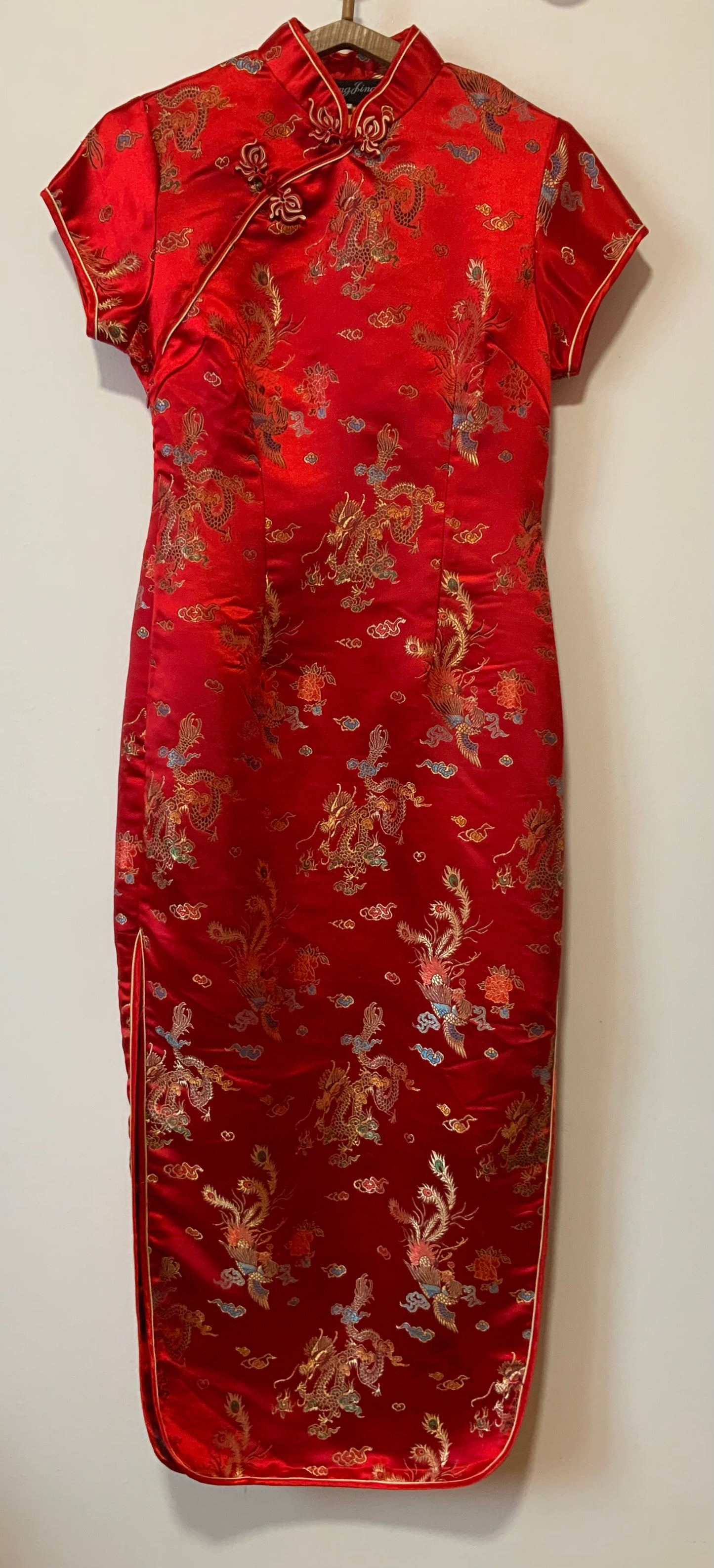 Superbe Robe Chinoise Soie Rouge Dragons-T36