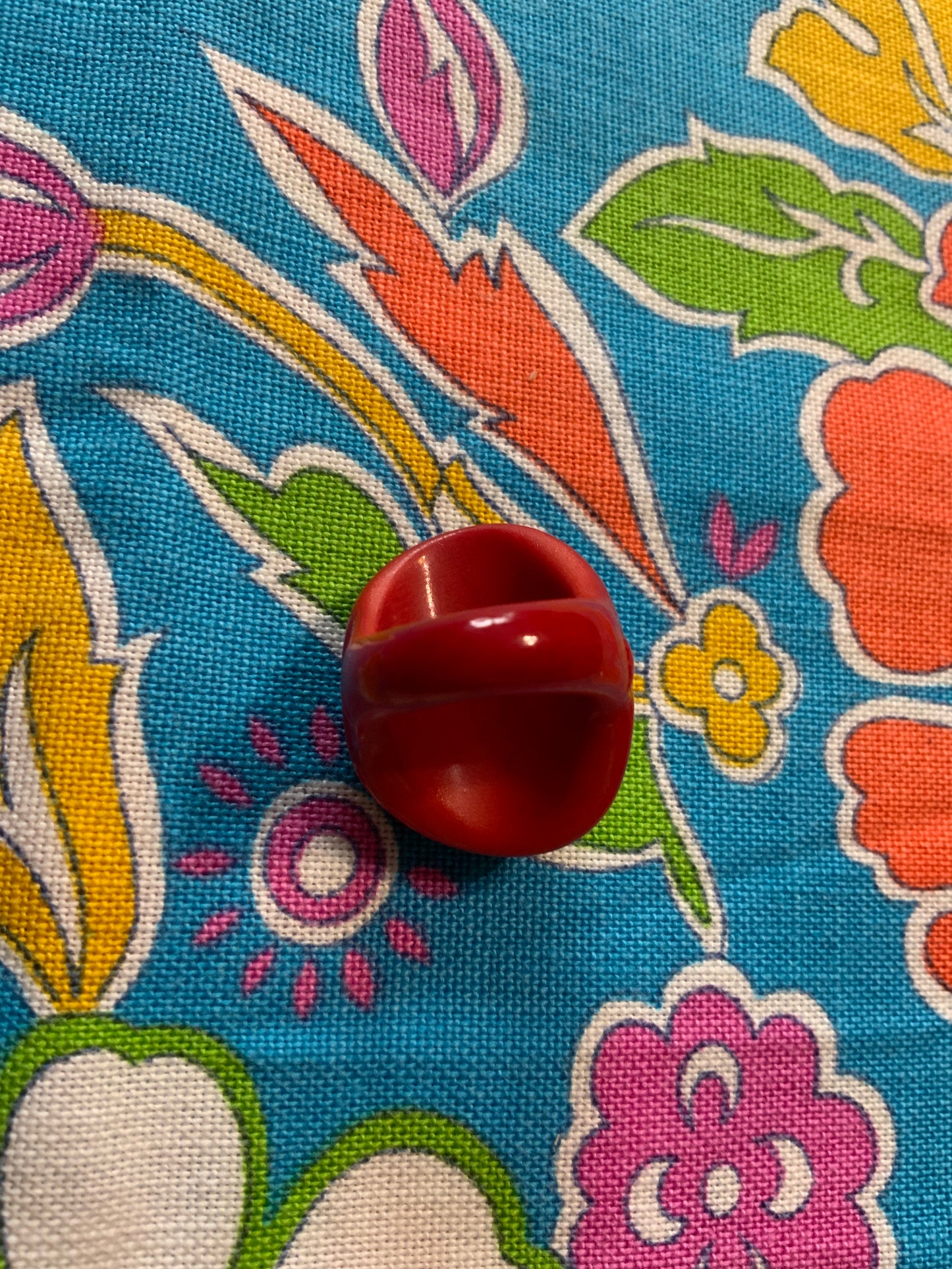 Bague Vintage en verre rouge -T46